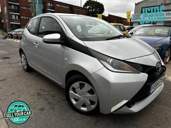 Toyota AYGO 1.0 VVT-i x-play Hatchback 5dr Petrol Manual Euro 5 Euro 5 (68 ps)