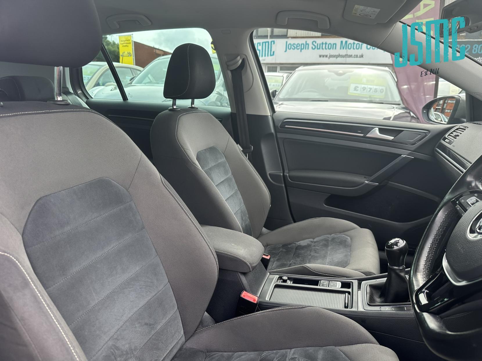 Volkswagen Golf 1.4 TSI BlueMotion Tech ACT GT Hatchback 5dr Petrol Manual Euro 6 (s/s) (150 ps)