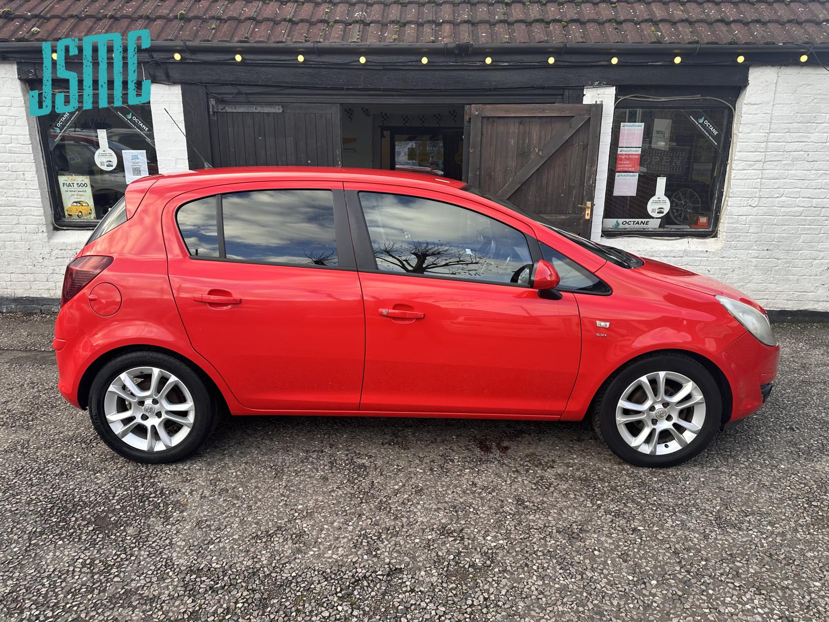 Vauxhall Corsa 1.4i 16v SXi Hatchback 5dr Petrol Manual (129 g/km, 99 bhp)