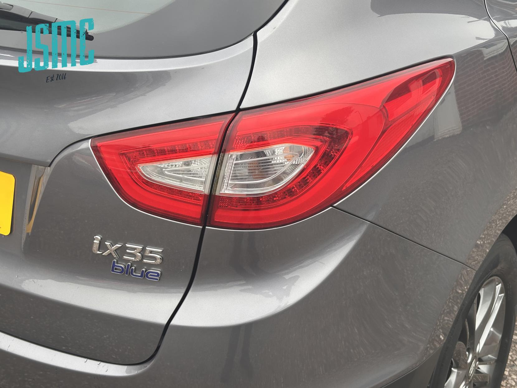 Hyundai ix35 1.6 GDi SE SUV 5dr Petrol Manual Euro 5 (Nav) (135 ps)