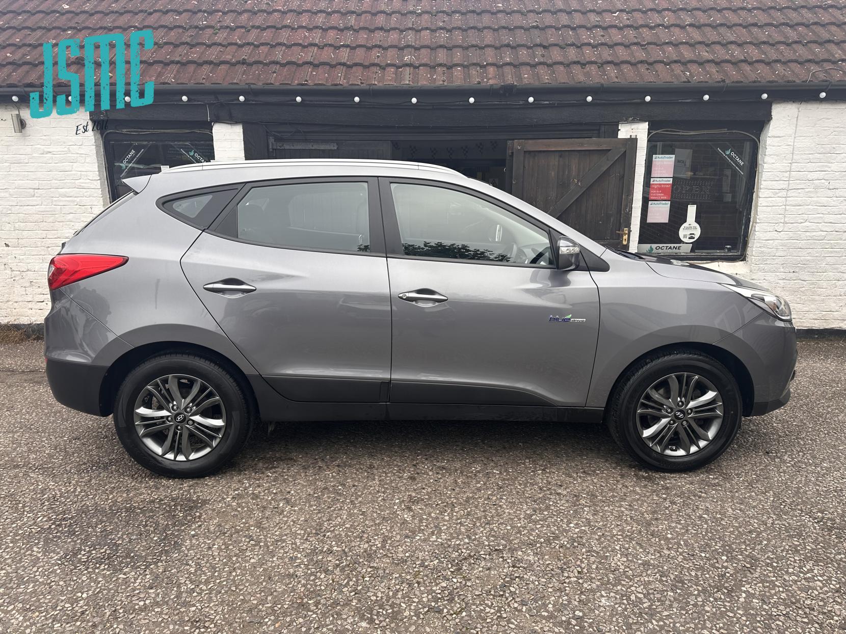 Hyundai ix35 1.6 GDi SE SUV 5dr Petrol Manual Euro 5 (Nav) (135 ps)