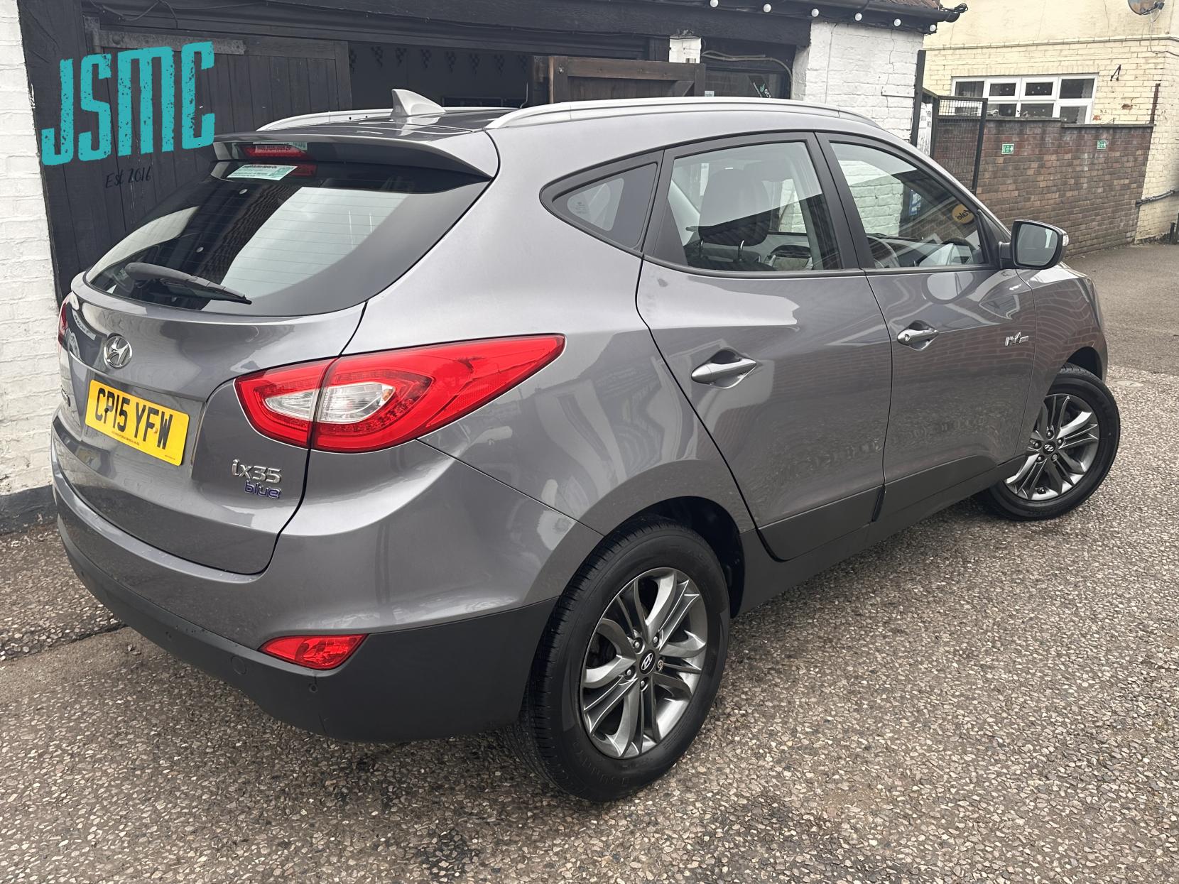 Hyundai ix35 1.6 GDi SE SUV 5dr Petrol Manual Euro 5 (Nav) (135 ps)