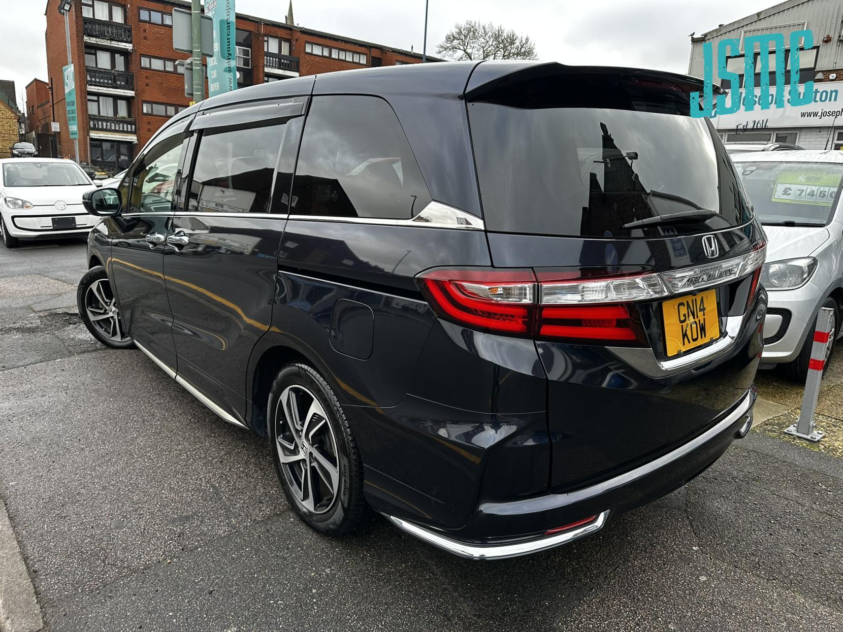Honda Odyssey 2.4 ABSOLUTE