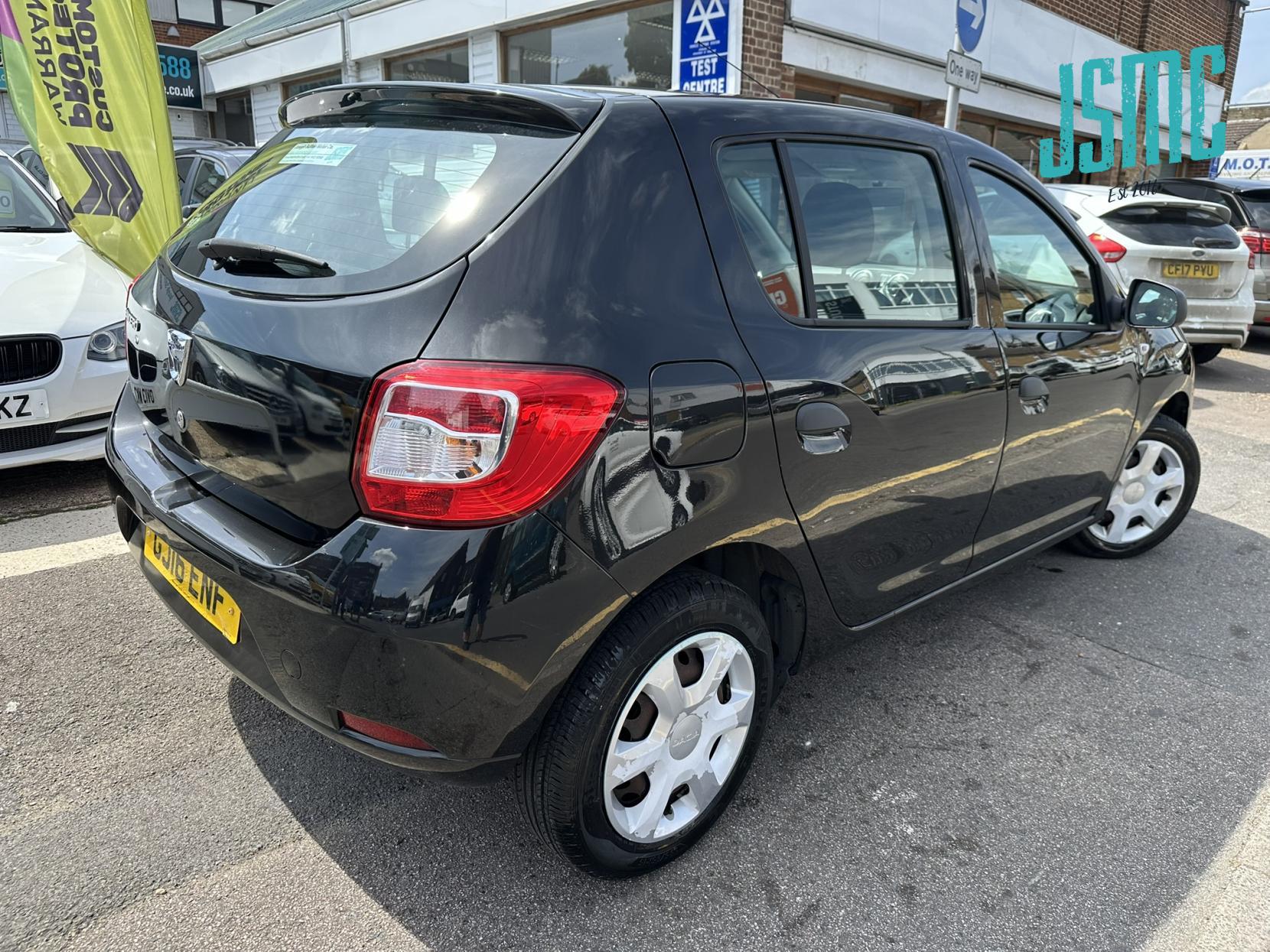 Dacia Sandero 0.9 TCe Ambiance Hatchback 5dr Petrol Manual Euro 6 (s/s) (90 ps)