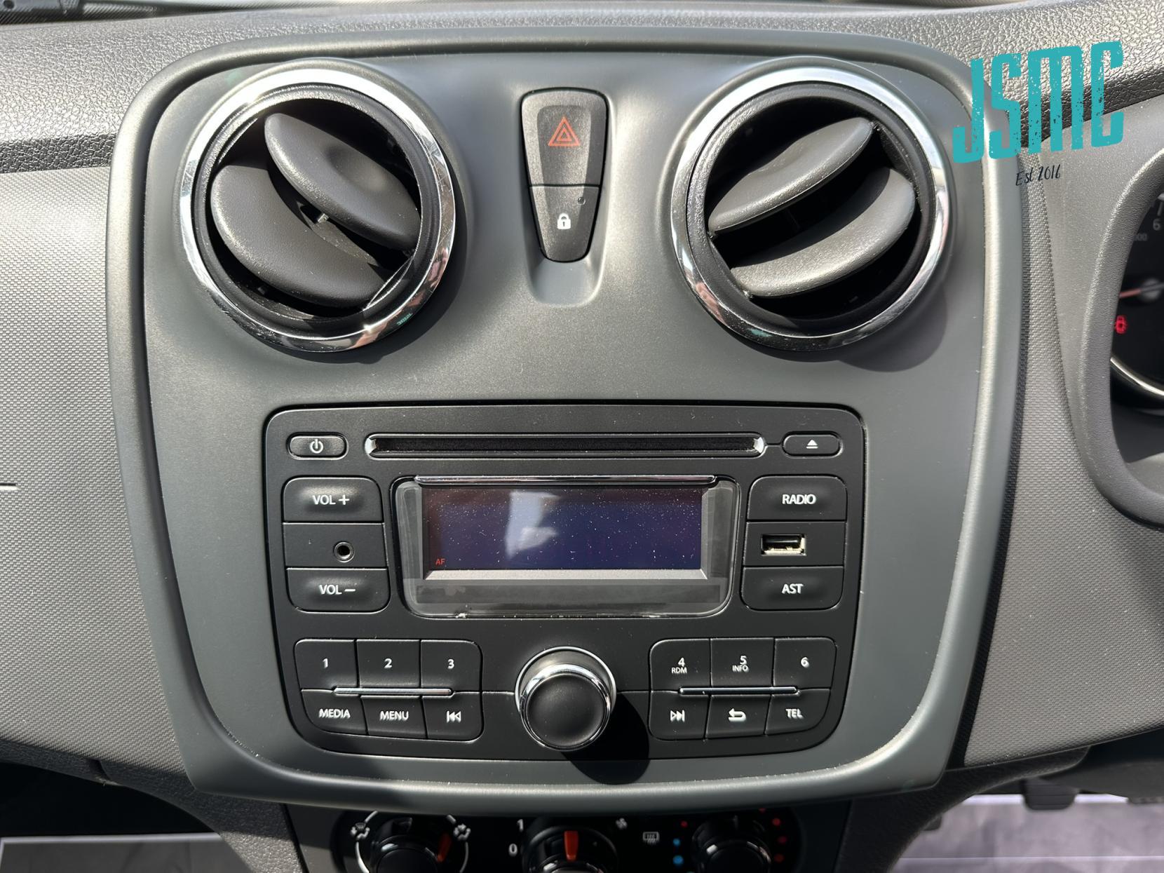 Dacia Sandero 0.9 TCe Ambiance Hatchback 5dr Petrol Manual Euro 6 (s/s) (90 ps)