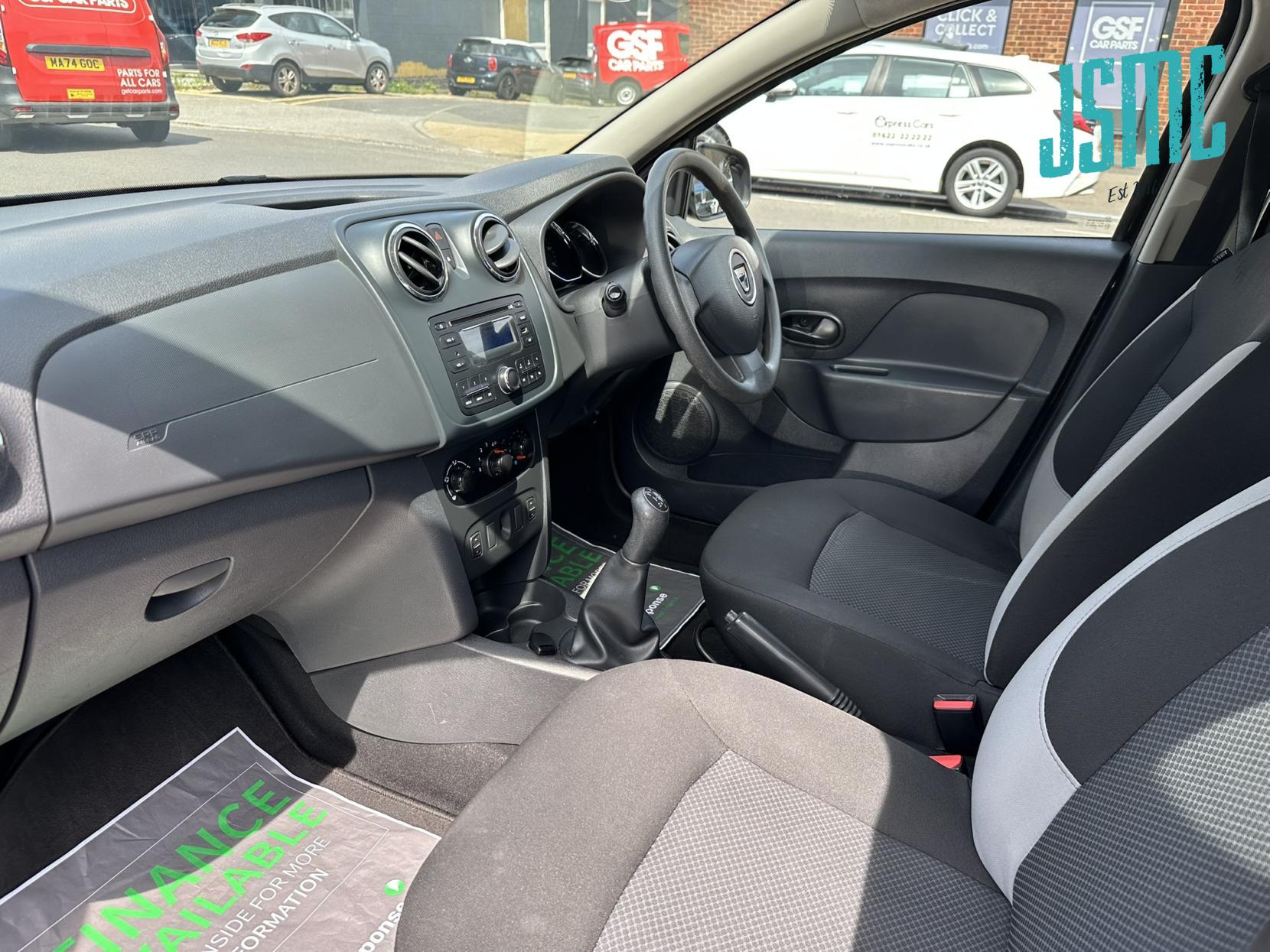 Dacia Sandero 0.9 TCe Ambiance Hatchback 5dr Petrol Manual Euro 6 (s/s) (90 ps)