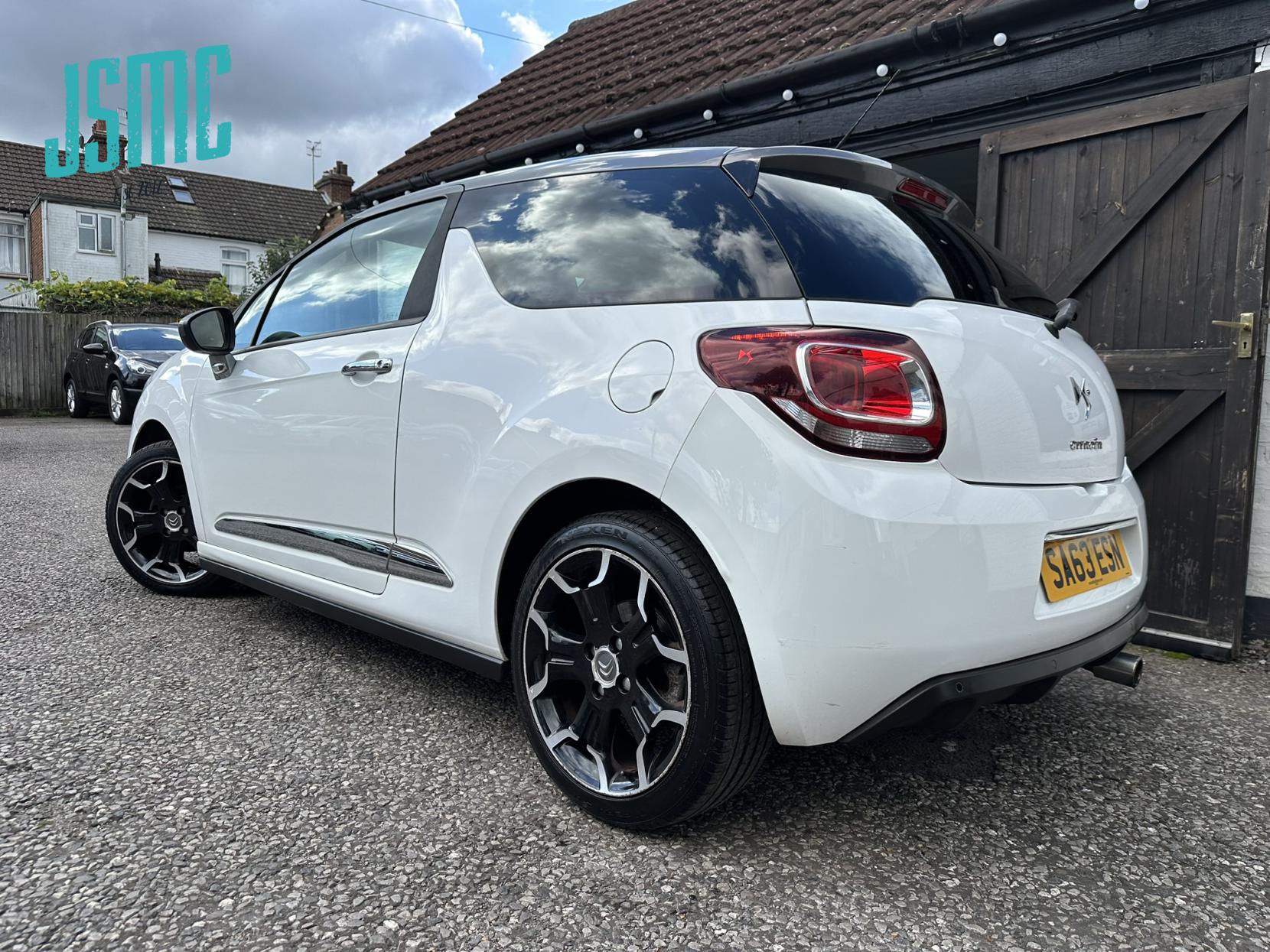 Citroen DS3 1.6 VTi DStyle Plus Hatchback 3dr Petrol Manual Euro 5 (120 ps)