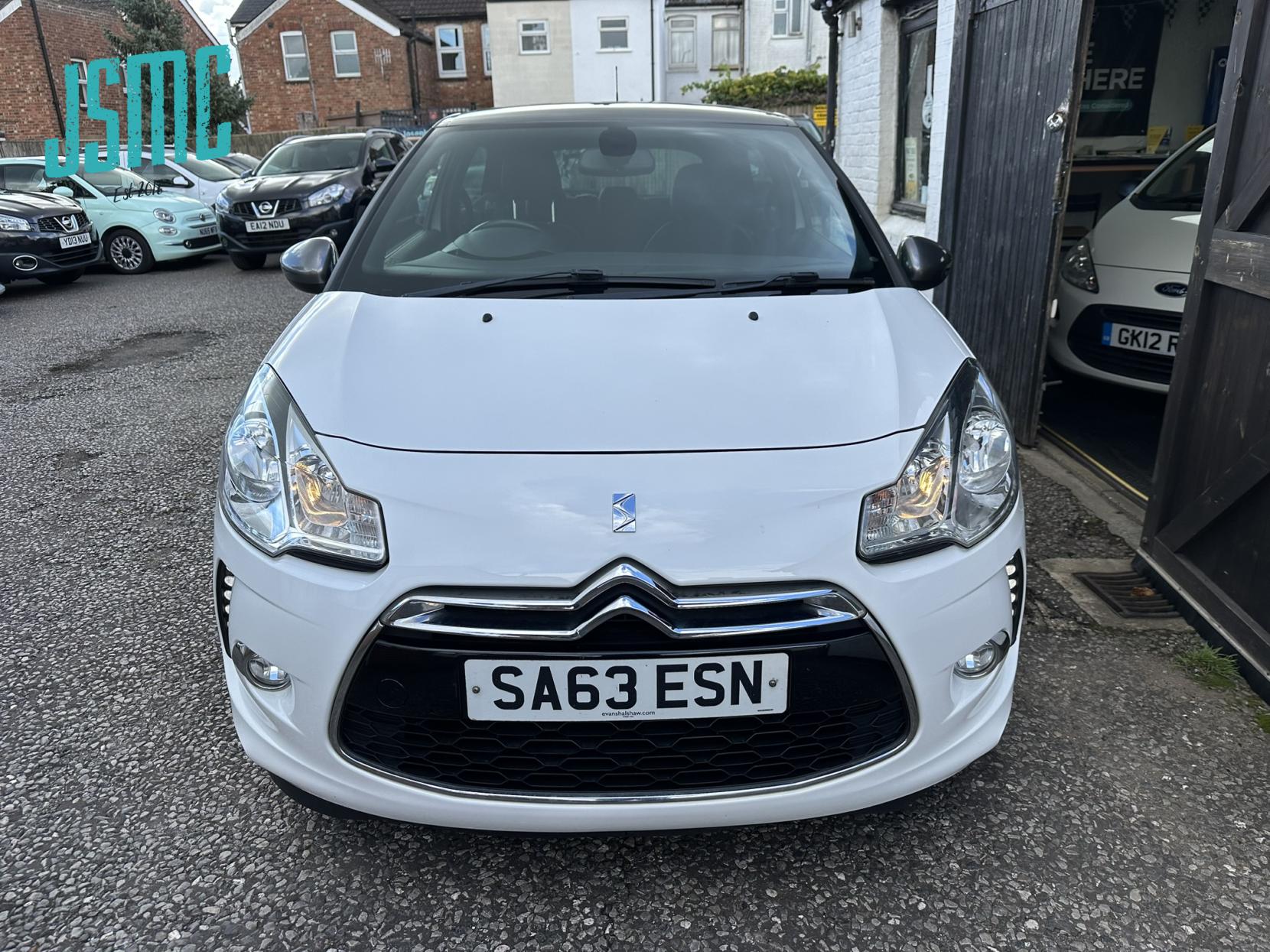 Citroen DS3 1.6 VTi DStyle Plus Hatchback 3dr Petrol Manual Euro 5 (120 ps)