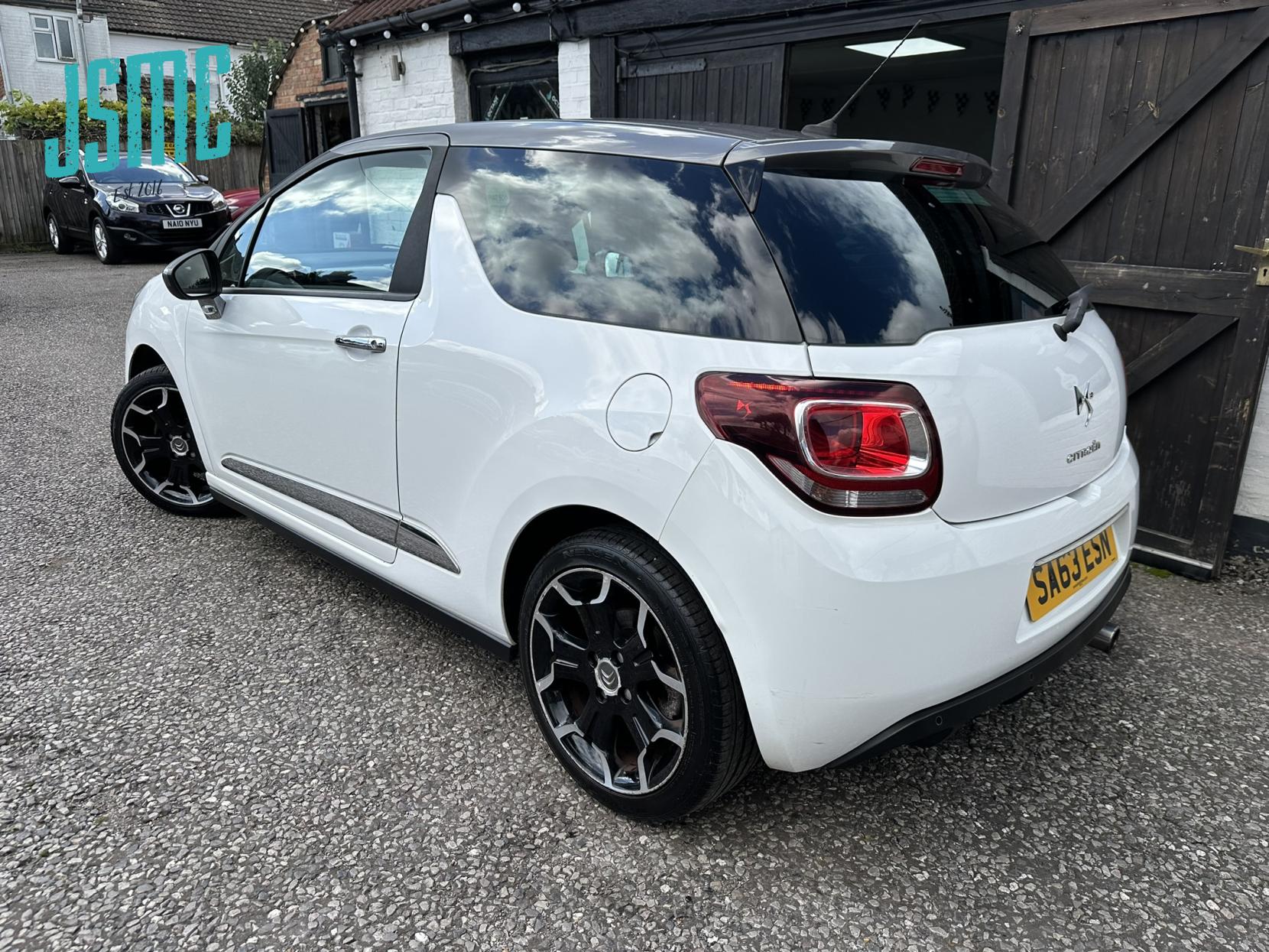 Citroen DS3 1.6 VTi DStyle Plus Hatchback 3dr Petrol Manual Euro 5 (120 ps)