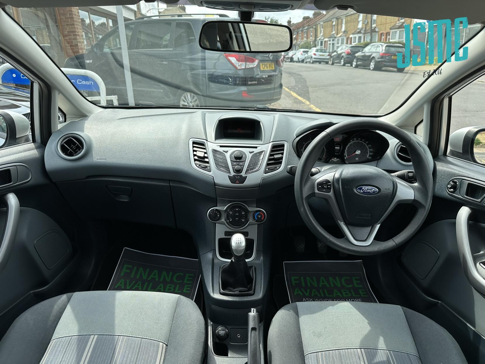 Ford Fiesta 1.25 Edge Hatchback 3dr Petrol Manual (127 g/km, 59 bhp)