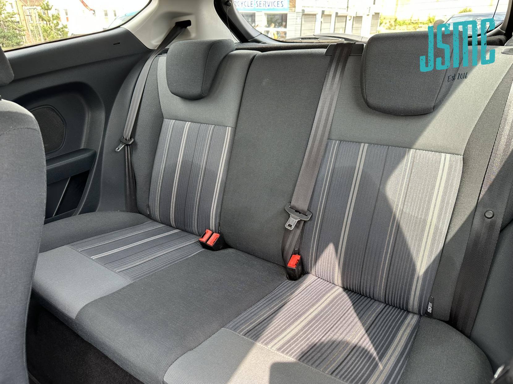 Ford Fiesta 1.25 Edge Hatchback 3dr Petrol Manual (127 g/km, 59 bhp)