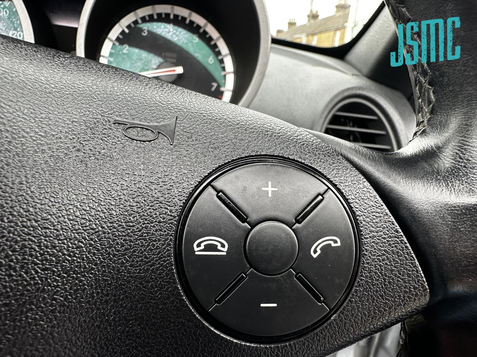 Mercedes-Benz SLK 1.8 SLK200K Convertible 2dr Petrol Tiptronic Euro 4 (184 ps)