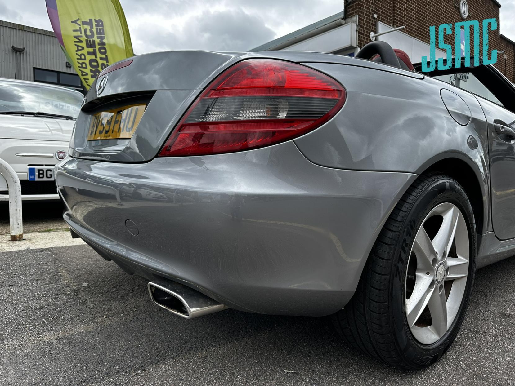 Mercedes-Benz SLK 1.8 SLK200K Convertible 2dr Petrol Tiptronic Euro 4 (184 ps)