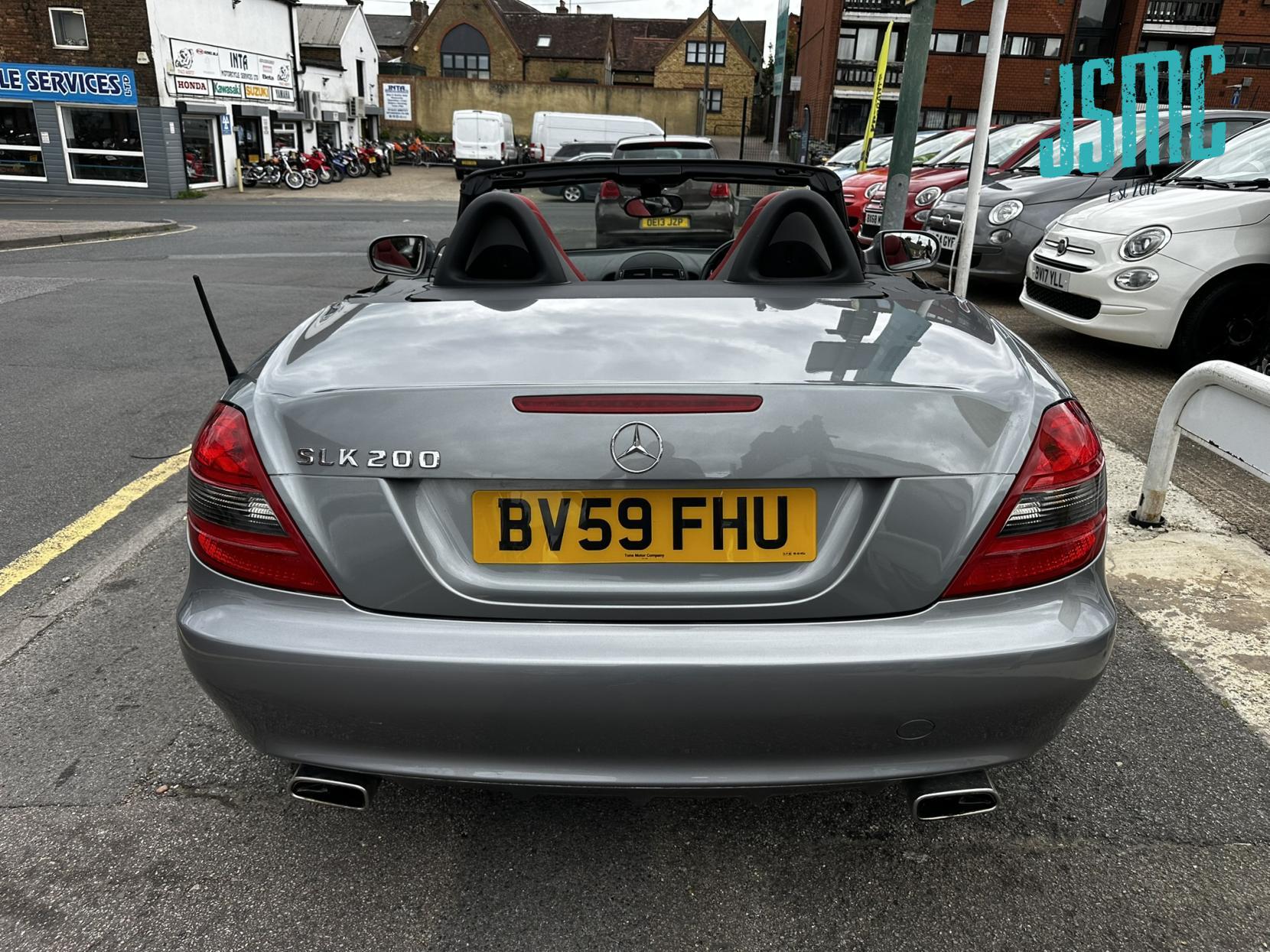 Mercedes-Benz SLK 1.8 SLK200K Convertible 2dr Petrol Tiptronic Euro 4 (184 ps)