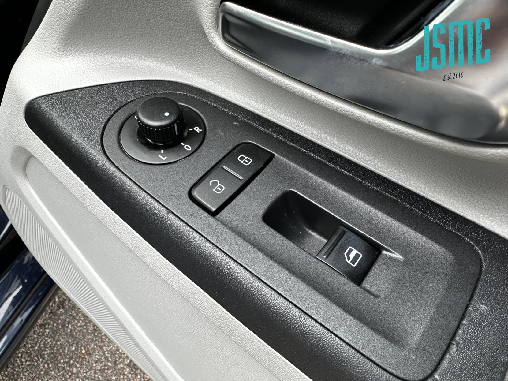 SEAT Mii 1.0 12v SE Hatchback 5dr Petrol Auto Euro 5 (75 ps)