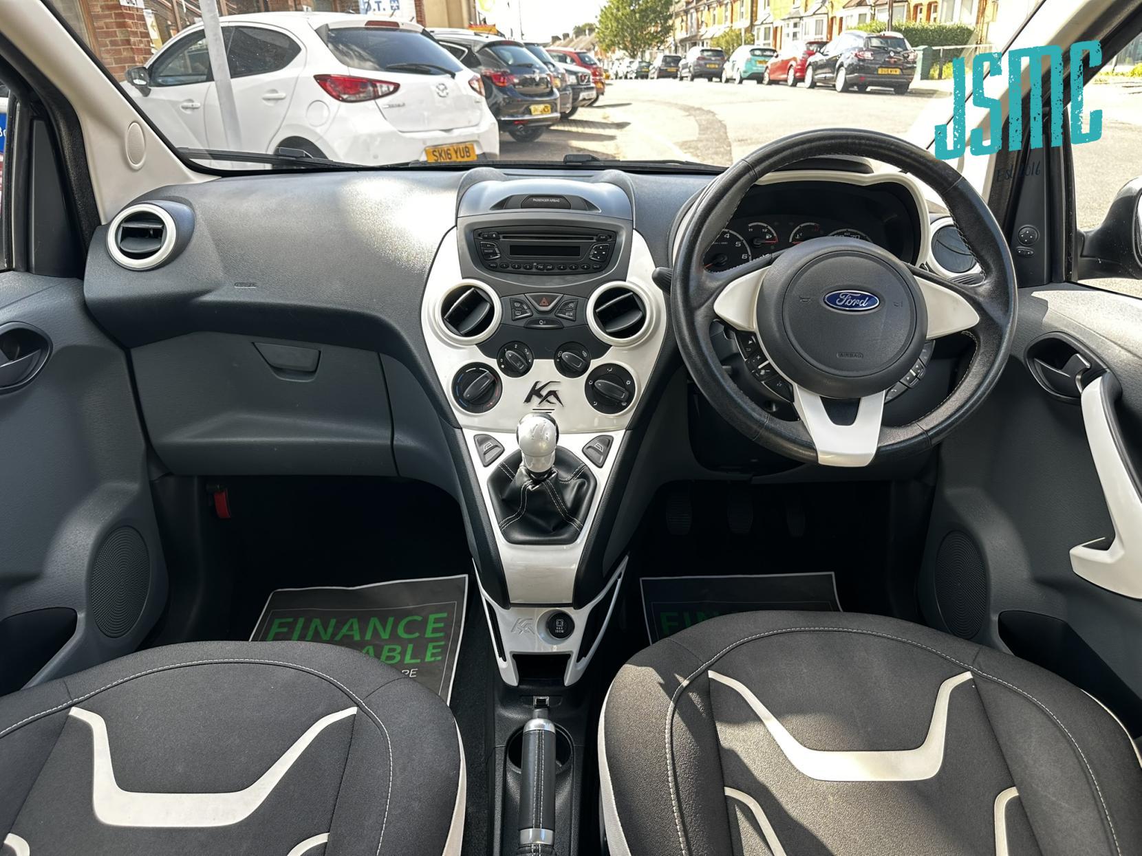 Ford Ka 1.2 Zetec Black Edition Hatchback 3dr Petrol Manual Euro 6 (s/s) (69 ps)