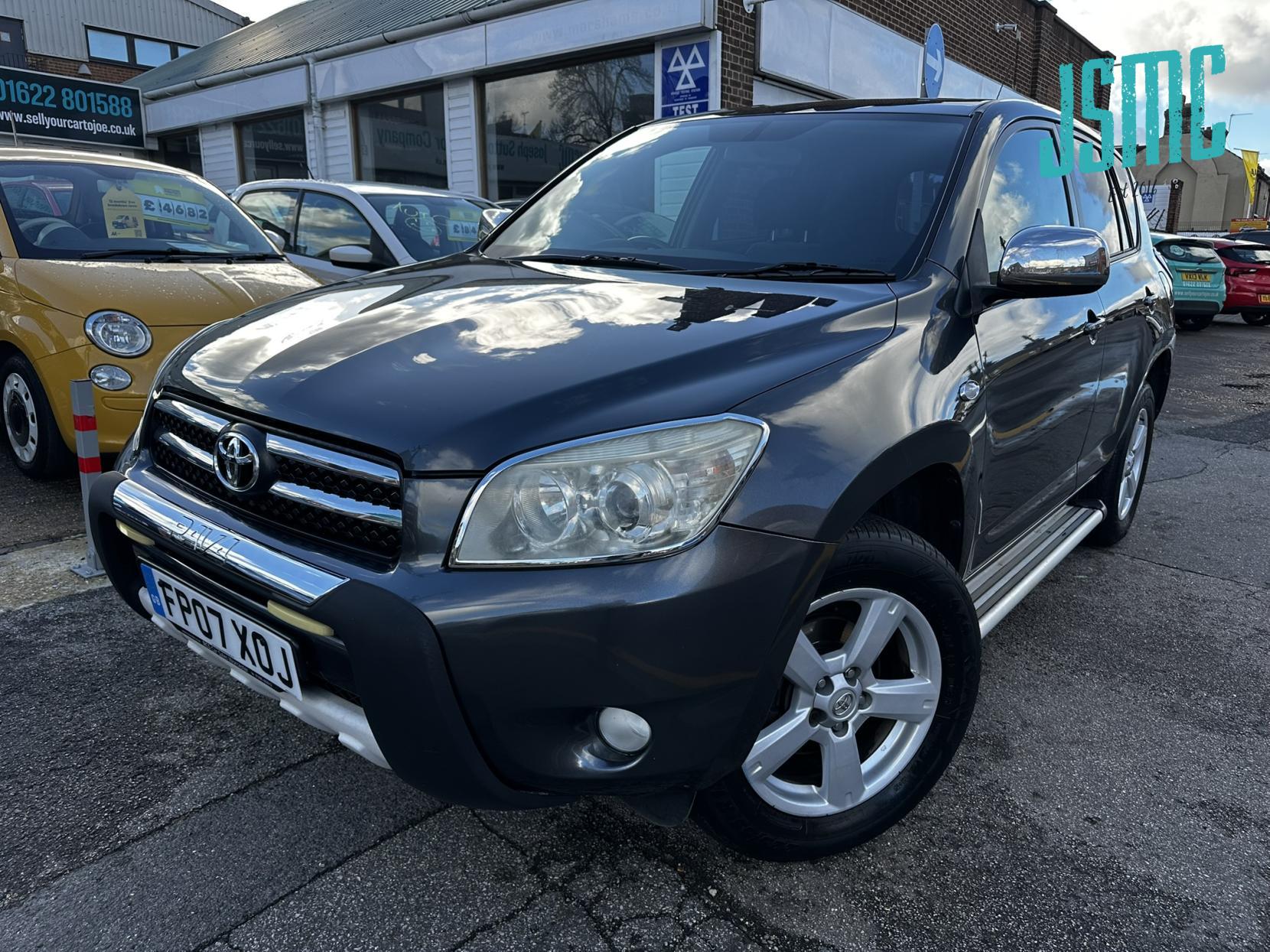 Toyota RAV4 2.0 XT-R SUV 5dr Petrol Automatic 4WD (212 g/km, 150 bhp)