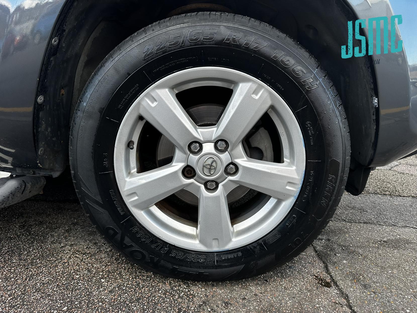 Toyota RAV4 2.0 XT-R SUV 5dr Petrol Automatic 4WD (212 g/km, 150 bhp)