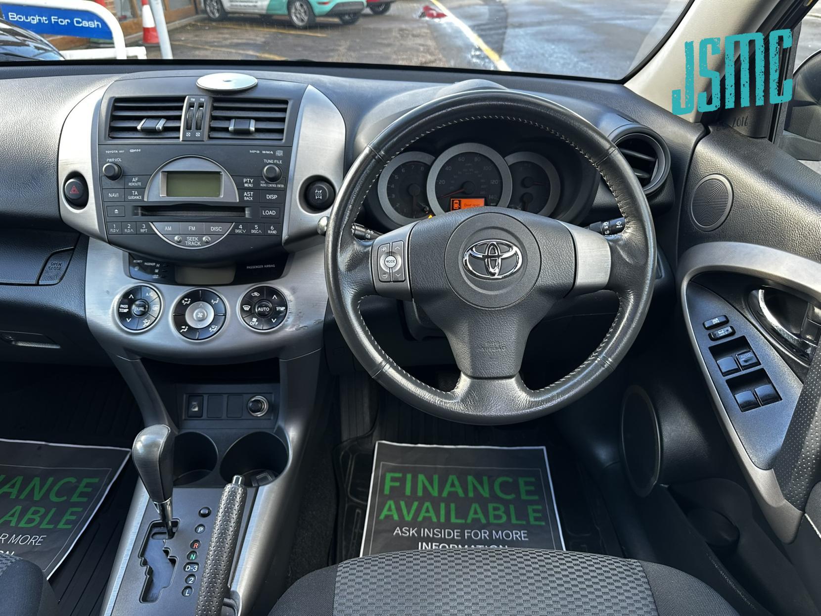 Toyota RAV4 2.0 XT-R SUV 5dr Petrol Automatic 4WD (212 g/km, 150 bhp)