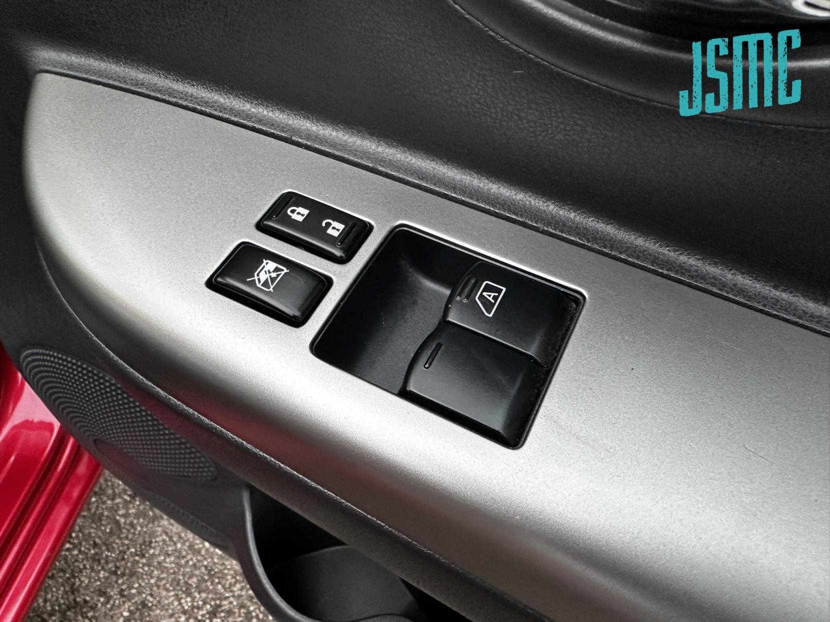 Nissan Micra 1.2 Acenta Hatchback 5dr Petrol Manual Euro 5 (80 ps)