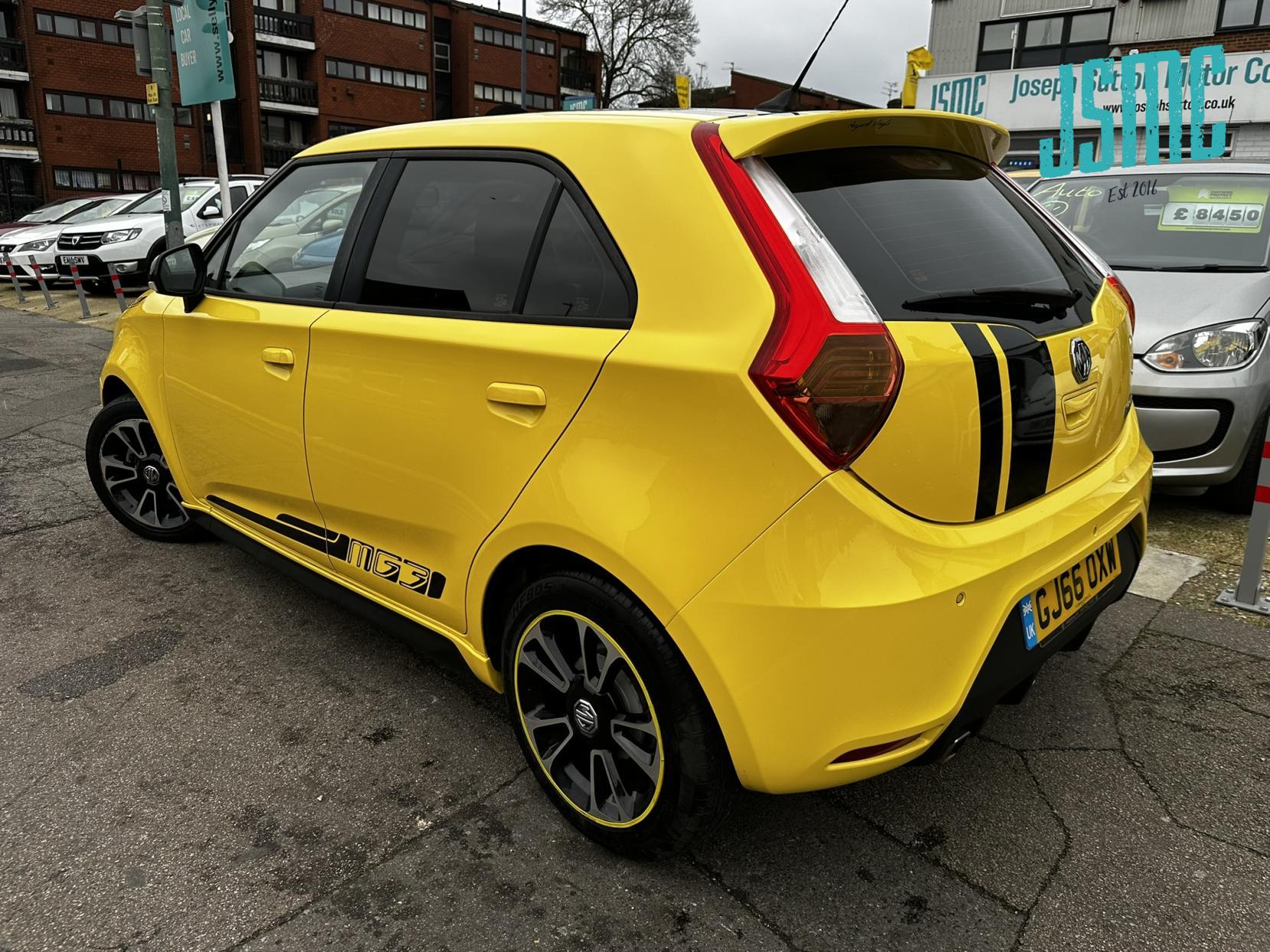 MG MG3 1.5 VTi-TECH 3Style Hatchback 5dr Petrol Manual Euro 6 (s/s) (106 ps)