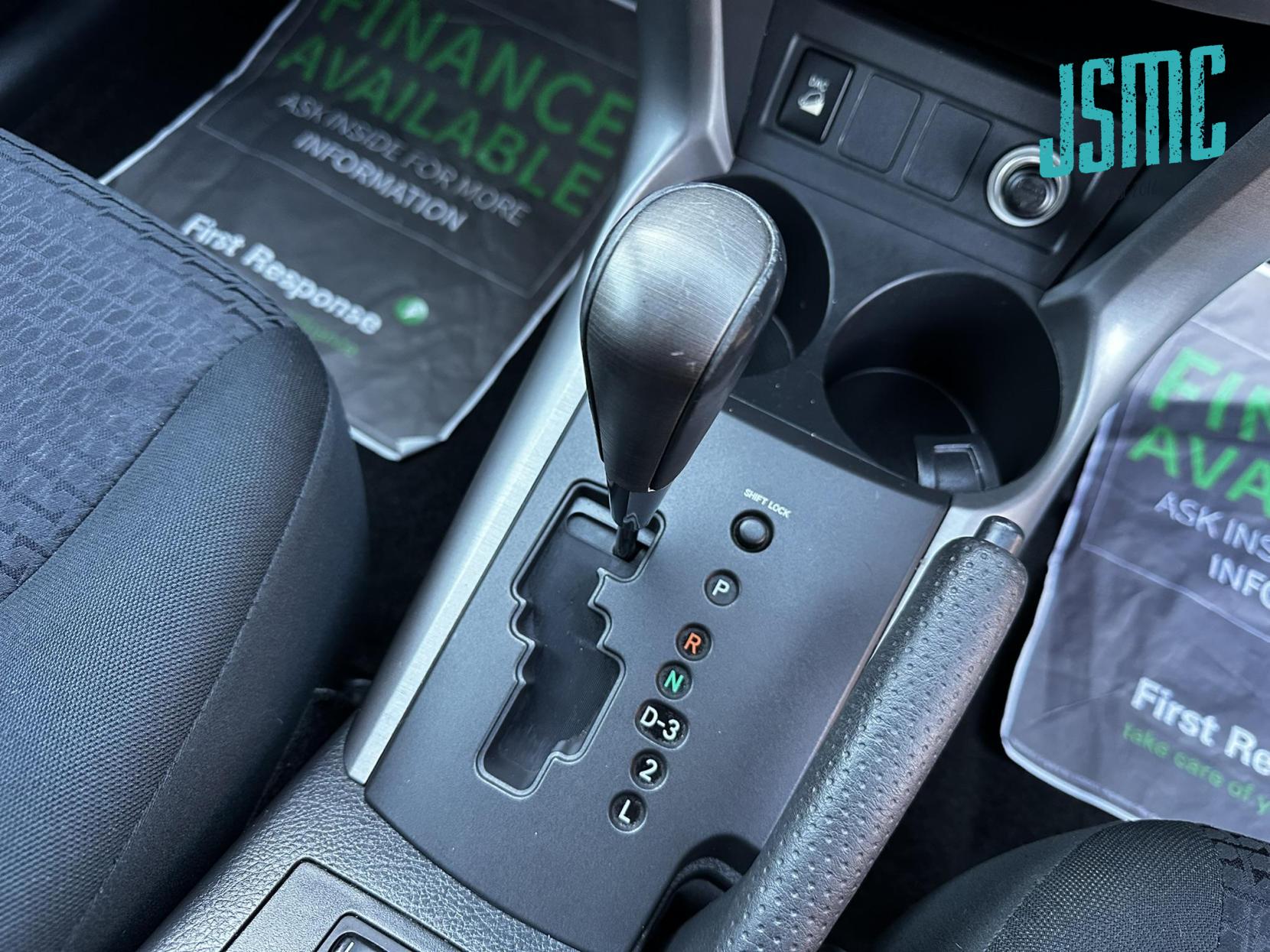 Toyota RAV4 2.0 XT-R SUV 5dr Petrol Automatic 4WD (212 g/km, 150 bhp)