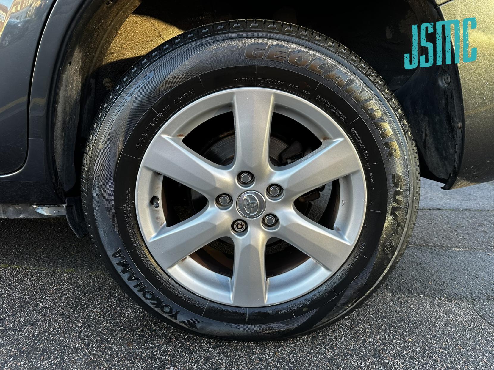 Toyota RAV4 2.0 XT-R SUV 5dr Petrol Automatic 4WD (212 g/km, 150 bhp)