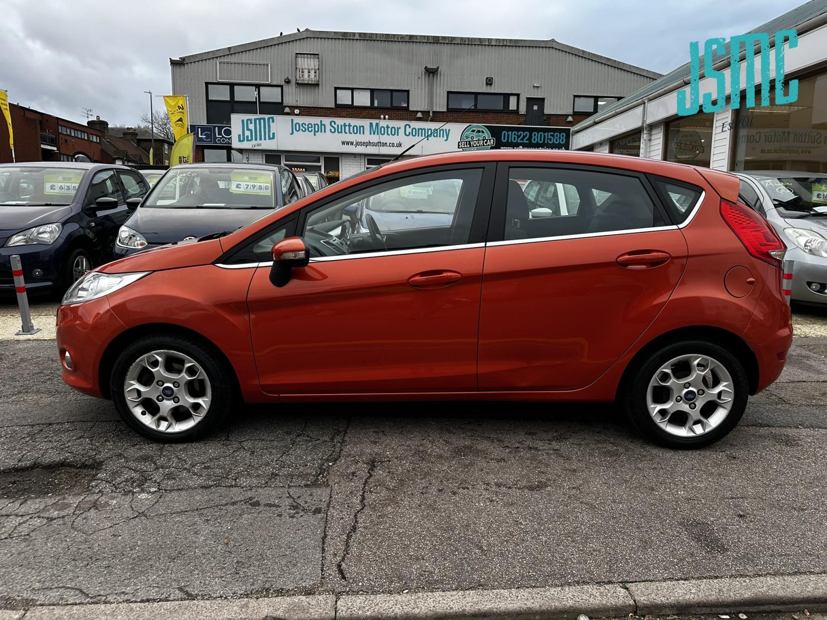 Ford Fiesta 1.4 Zetec Hatchback 5dr Petrol Manual (133 g/km, 94 bhp)