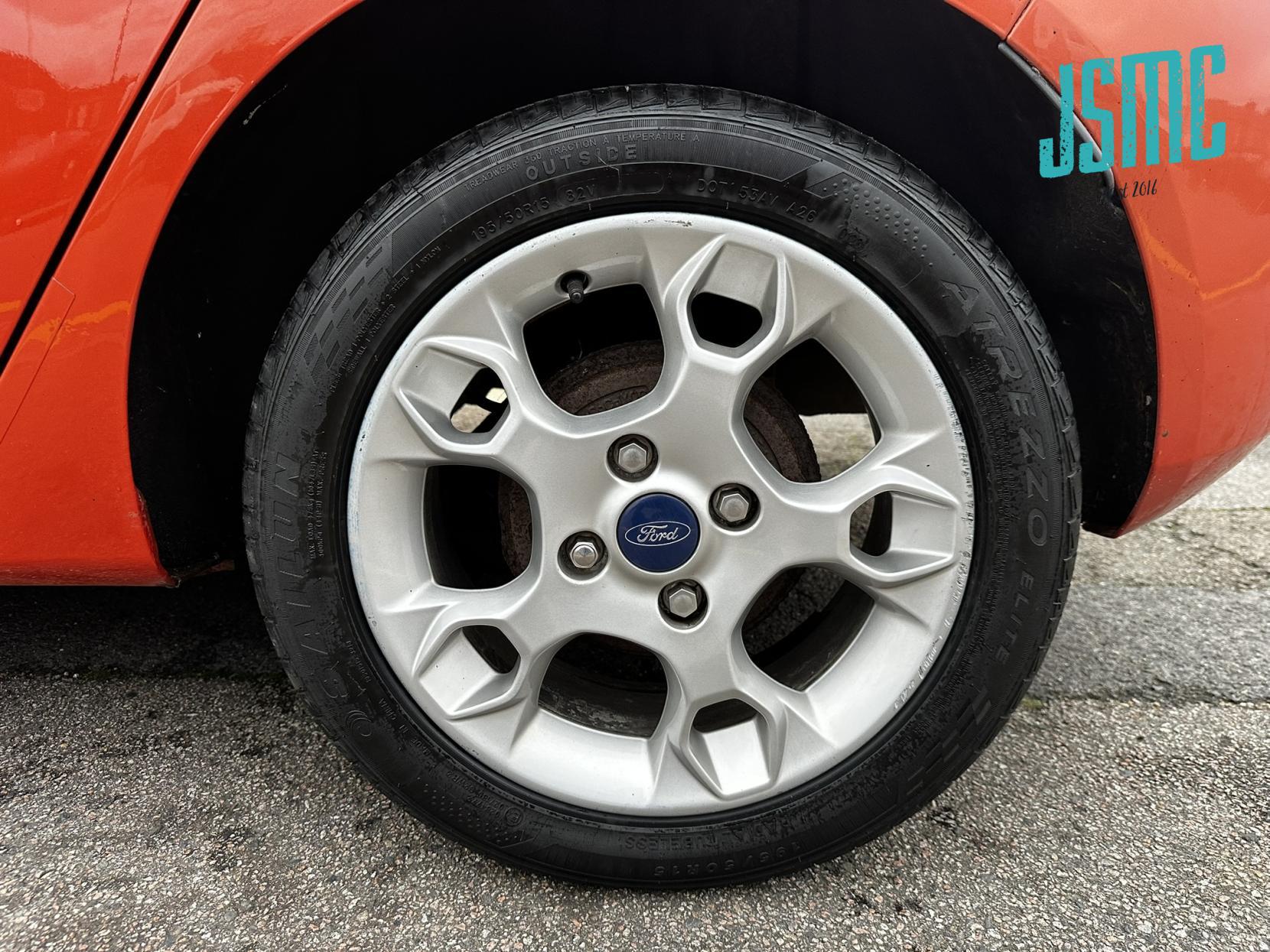 Ford Fiesta 1.4 Zetec Hatchback 5dr Petrol Manual (133 g/km, 94 bhp)