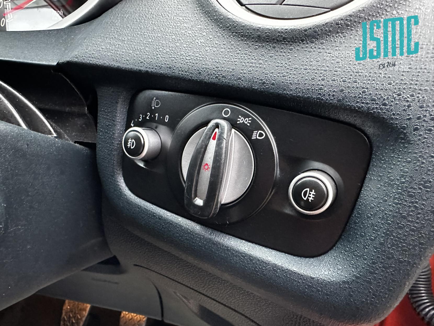 Ford Fiesta 1.4 Zetec Hatchback 5dr Petrol Manual (133 g/km, 94 bhp)