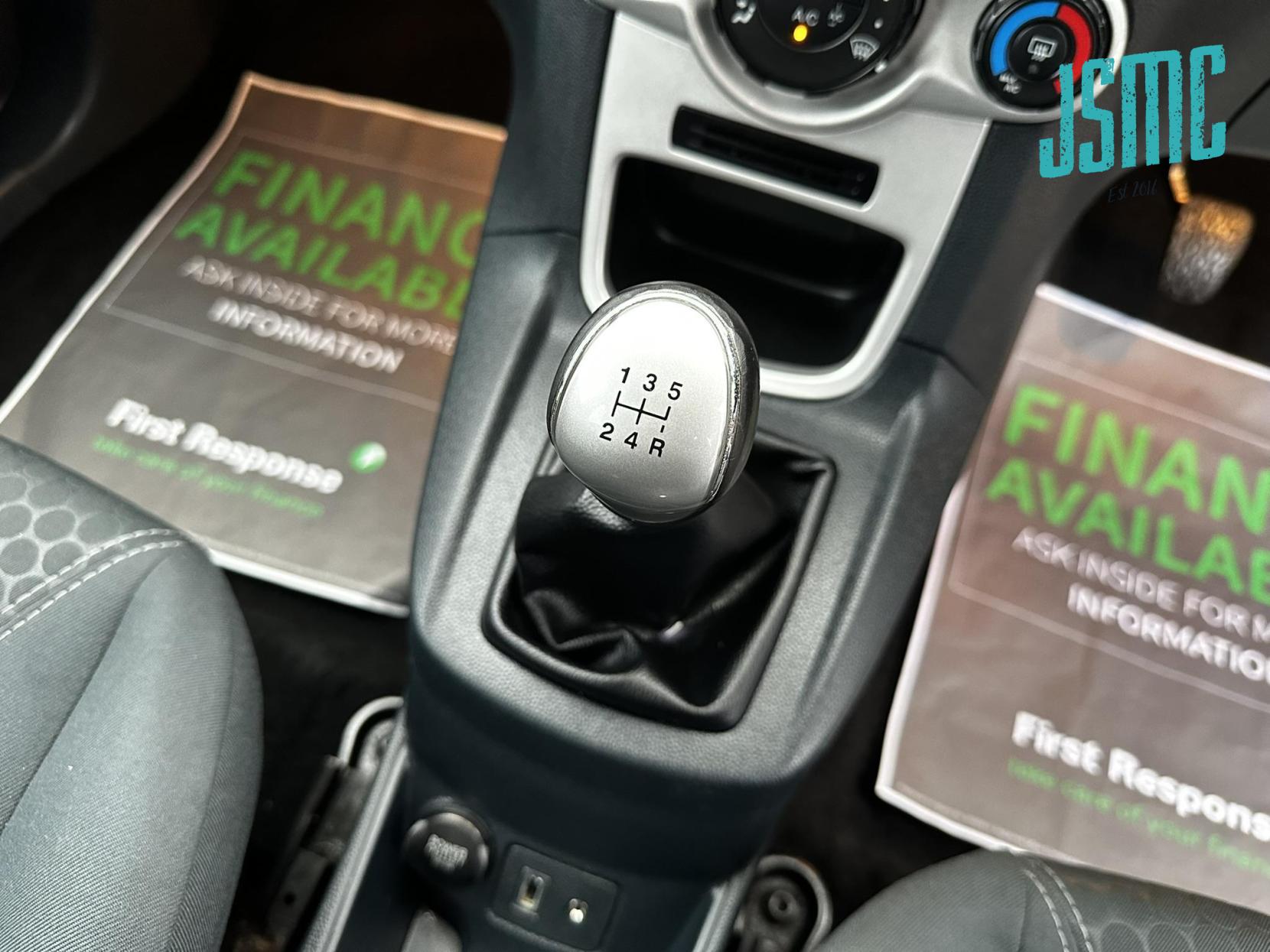 Ford Fiesta 1.4 Zetec Hatchback 5dr Petrol Manual (133 g/km, 94 bhp)