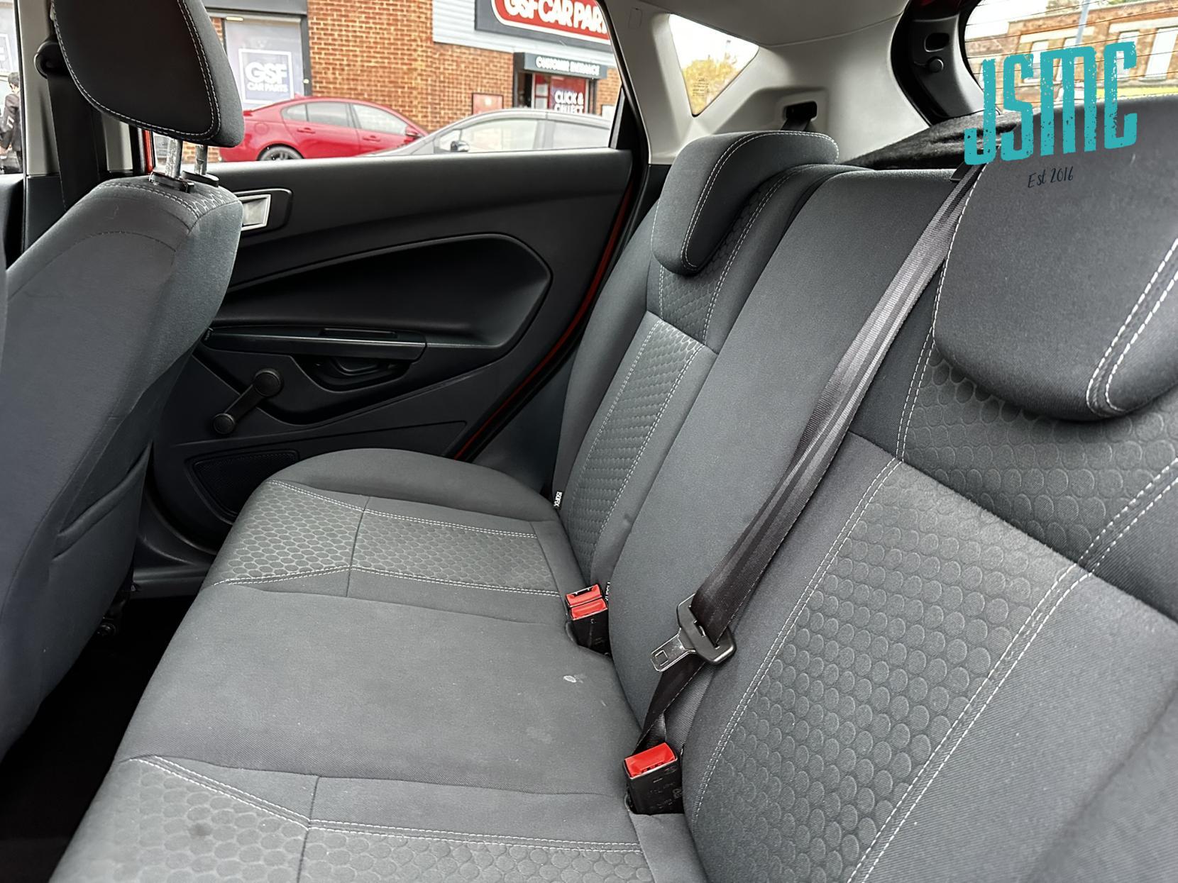 Ford Fiesta 1.4 Zetec Hatchback 5dr Petrol Manual (133 g/km, 94 bhp)