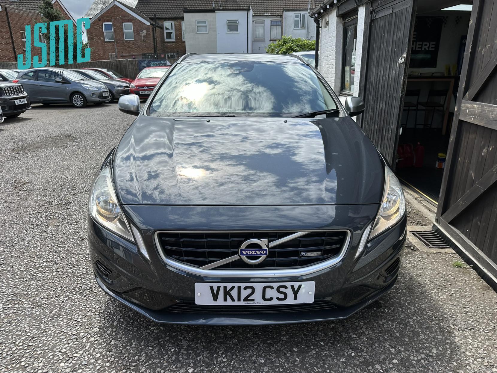 Volvo V60 1.6D DRIVe R-Design Estate 5dr Diesel Manual Euro 5 (s/s) (115 ps)