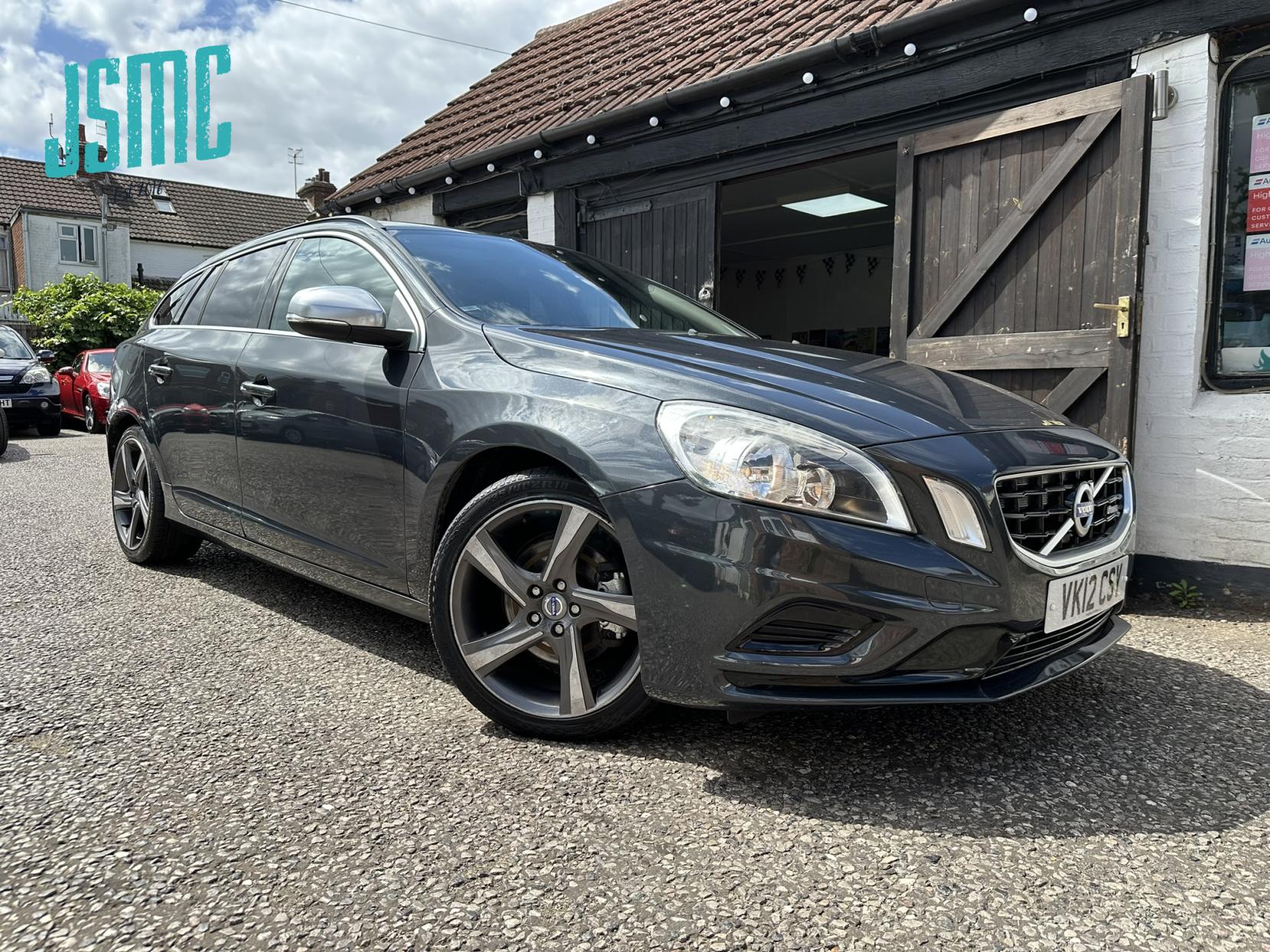 Volvo V60 1.6D DRIVe R-Design Estate 5dr Diesel Manual Euro 5 (s/s) (115 ps)