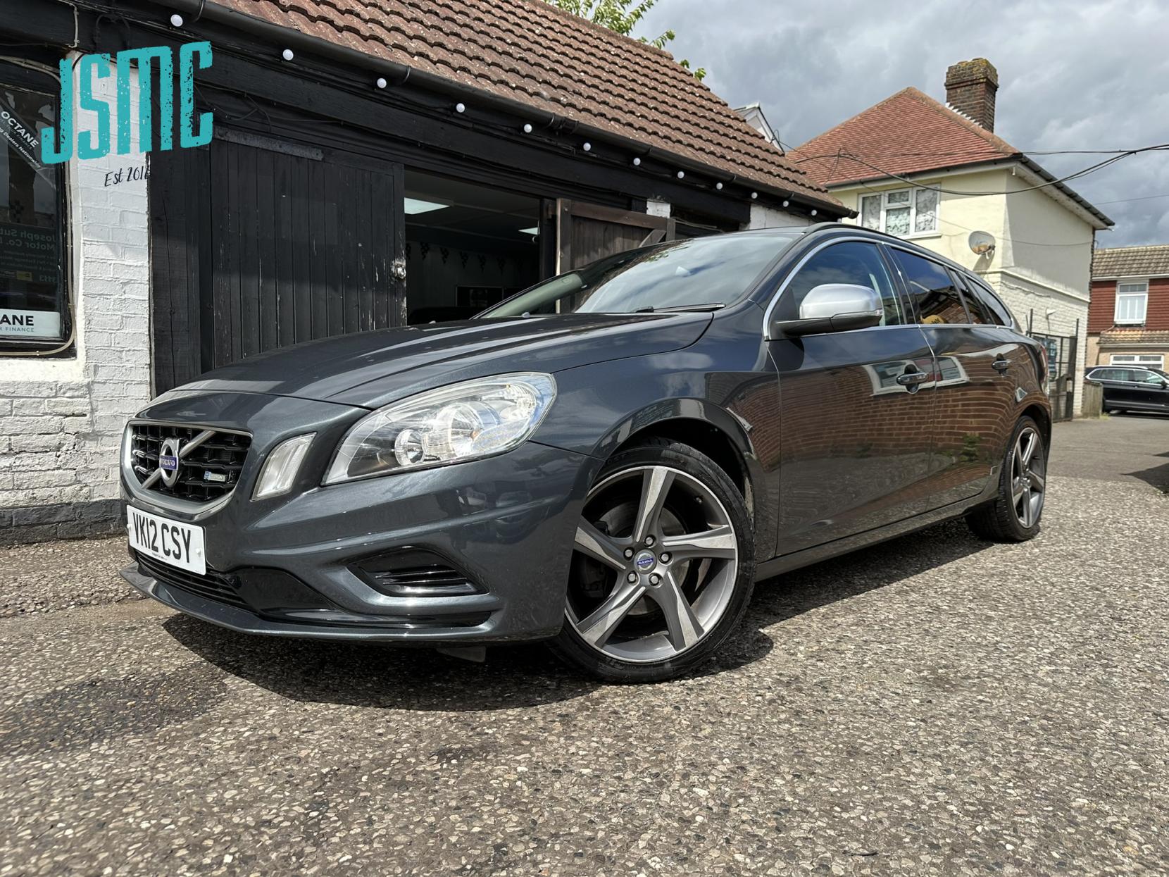 Volvo V60 1.6D DRIVe R-Design Estate 5dr Diesel Manual Euro 5 (s/s) (115 ps)