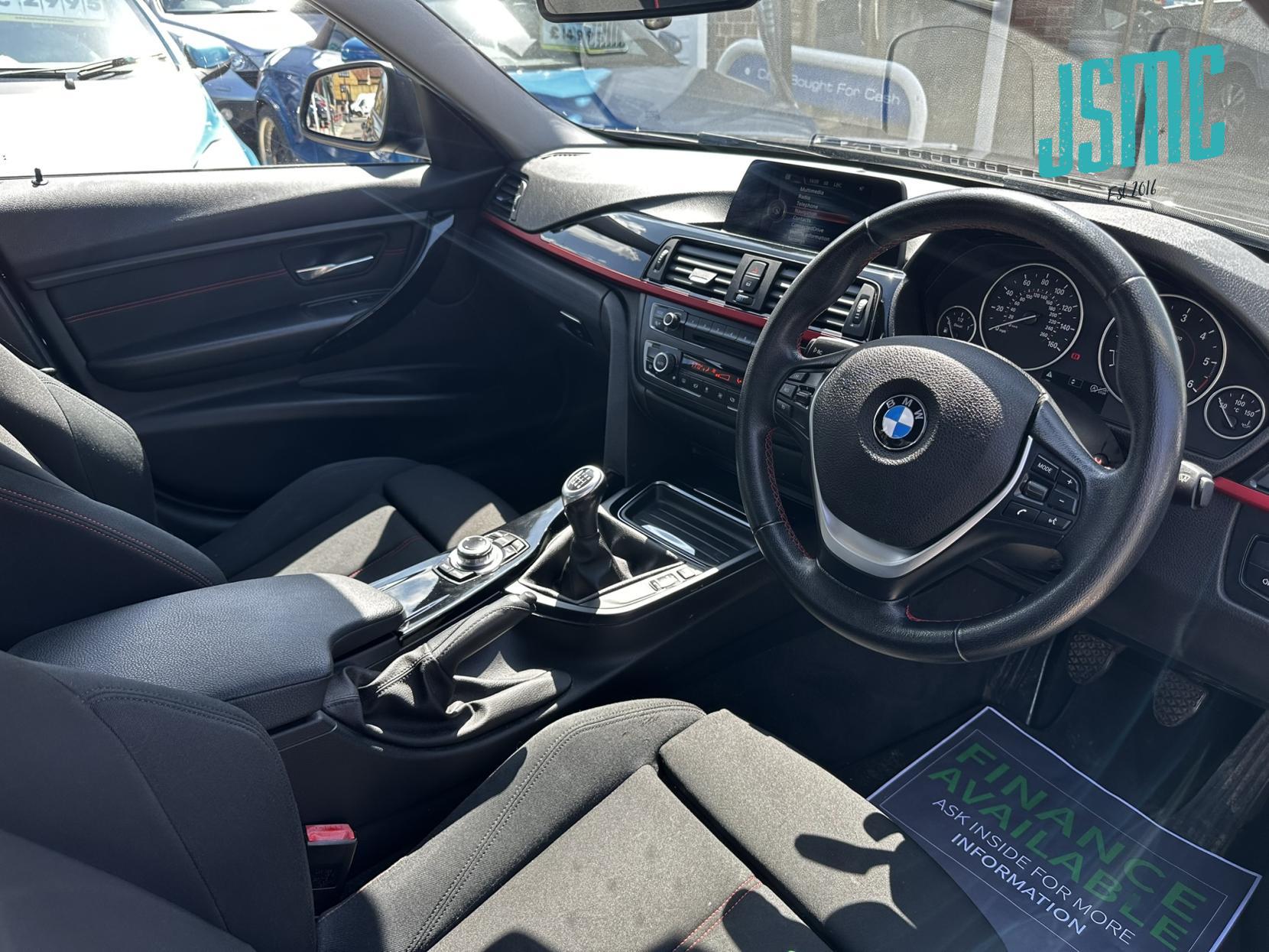 BMW 3 Series 2.0 318d Sport Saloon 4dr Diesel Manual Euro 5 (s/s) (143 ps)
