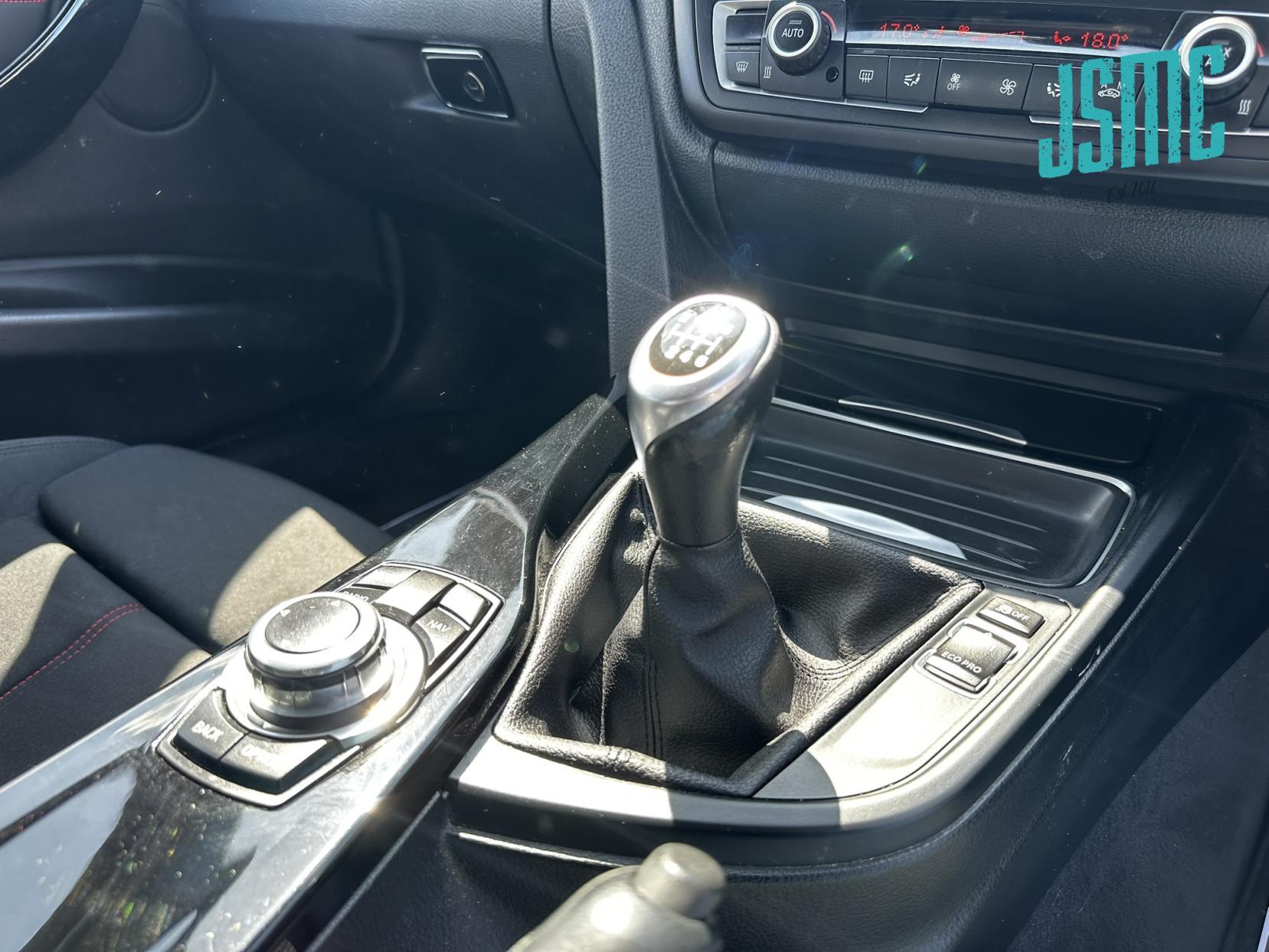 BMW 3 Series 2.0 318d Sport Saloon 4dr Diesel Manual Euro 5 (s/s) (143 ps)