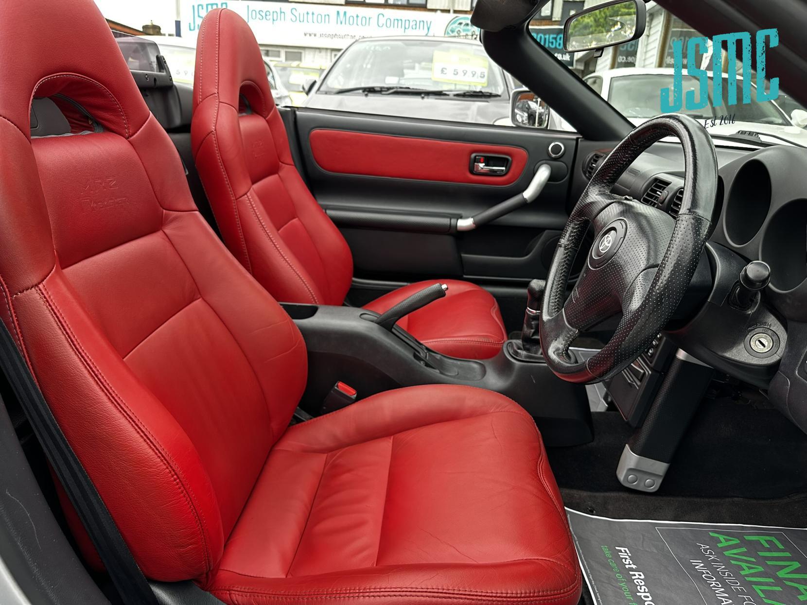 Toyota MR2 1.8 VVT-i Roadster Convertible 2dr Petrol Manual (178 g/km, 138 bhp)