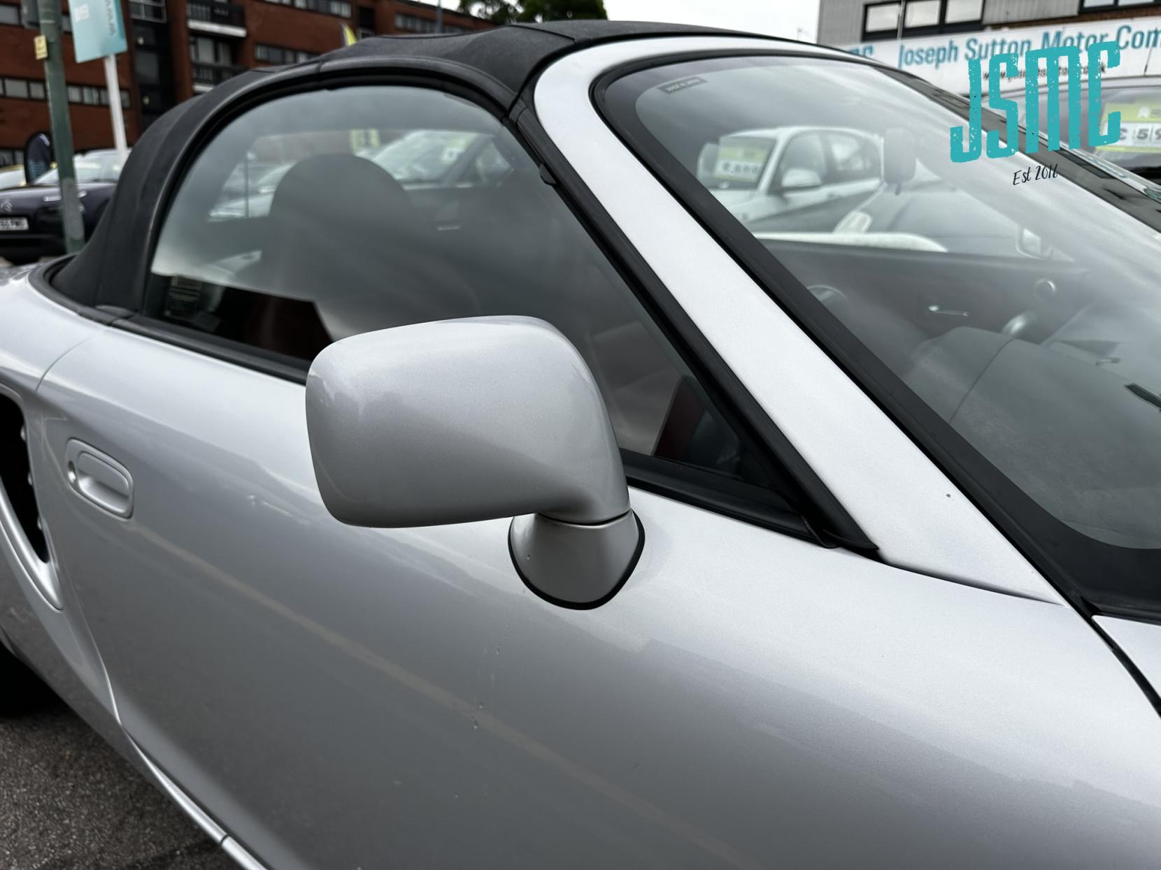 Toyota MR2 1.8 VVT-i Roadster Convertible 2dr Petrol Manual (178 g/km, 138 bhp)