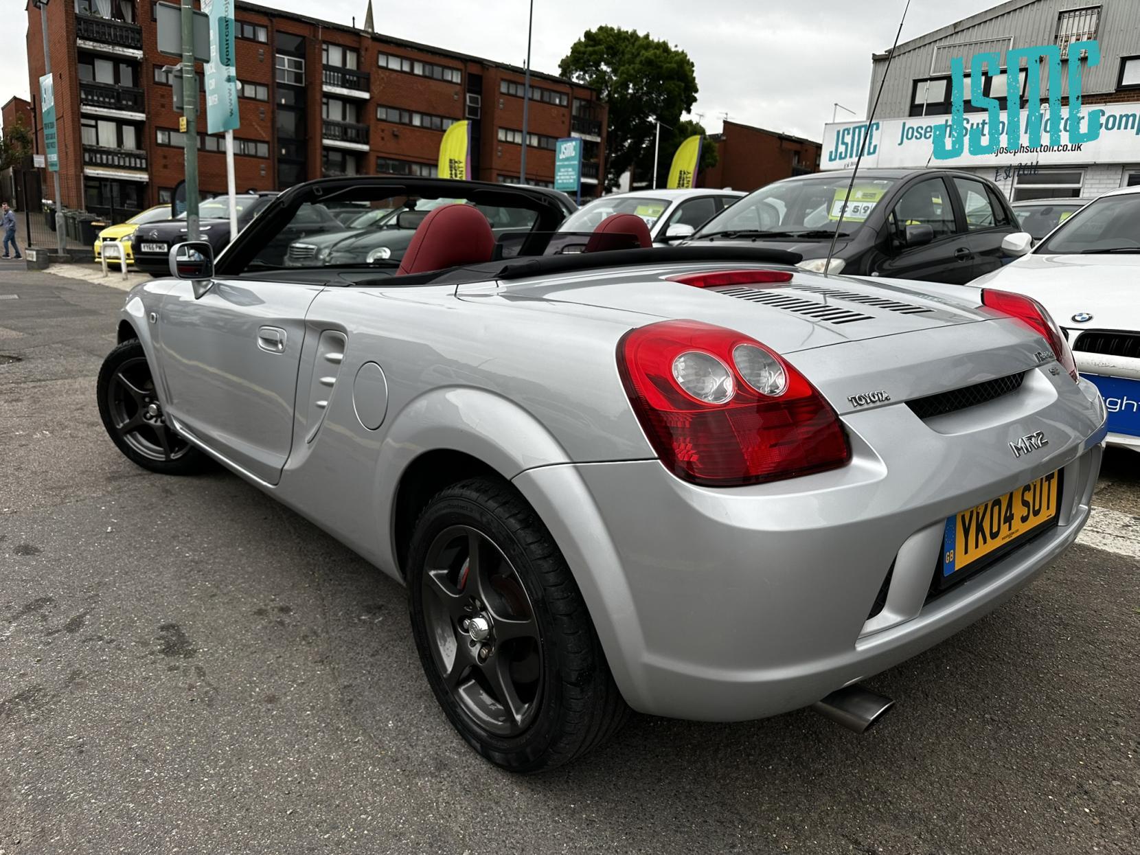 Toyota MR2 1.8 VVT-i Roadster Convertible 2dr Petrol Manual (178 g/km, 138 bhp)