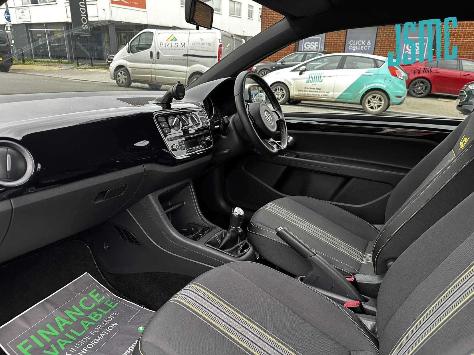 Volkswagen up! 1.0 Street up! Hatchback 3dr Petrol Manual Euro 6 (75 ps)