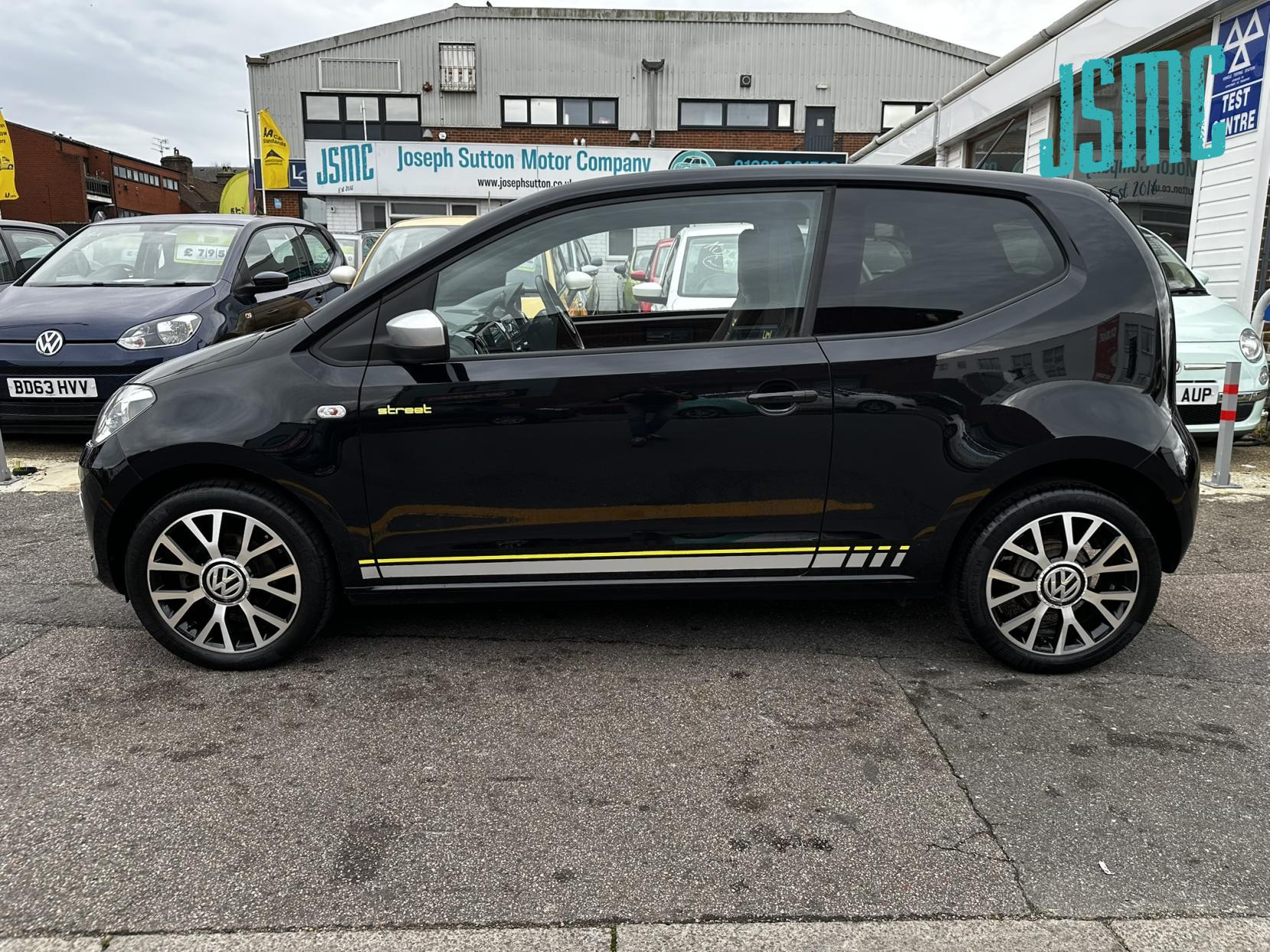 Volkswagen up! 1.0 Street up! Hatchback 3dr Petrol Manual Euro 6 (75 ps)