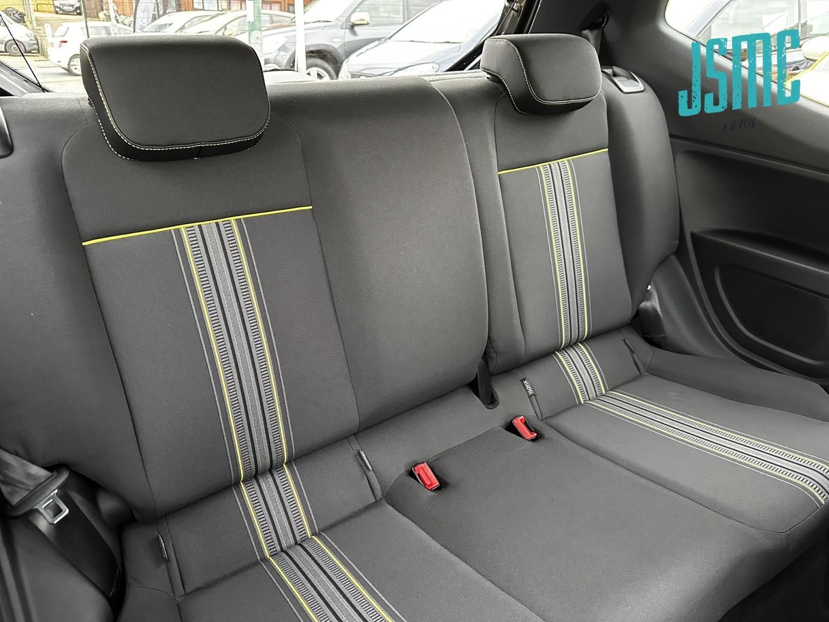 Volkswagen up! 1.0 Street up! Hatchback 3dr Petrol Manual Euro 6 (75 ps)