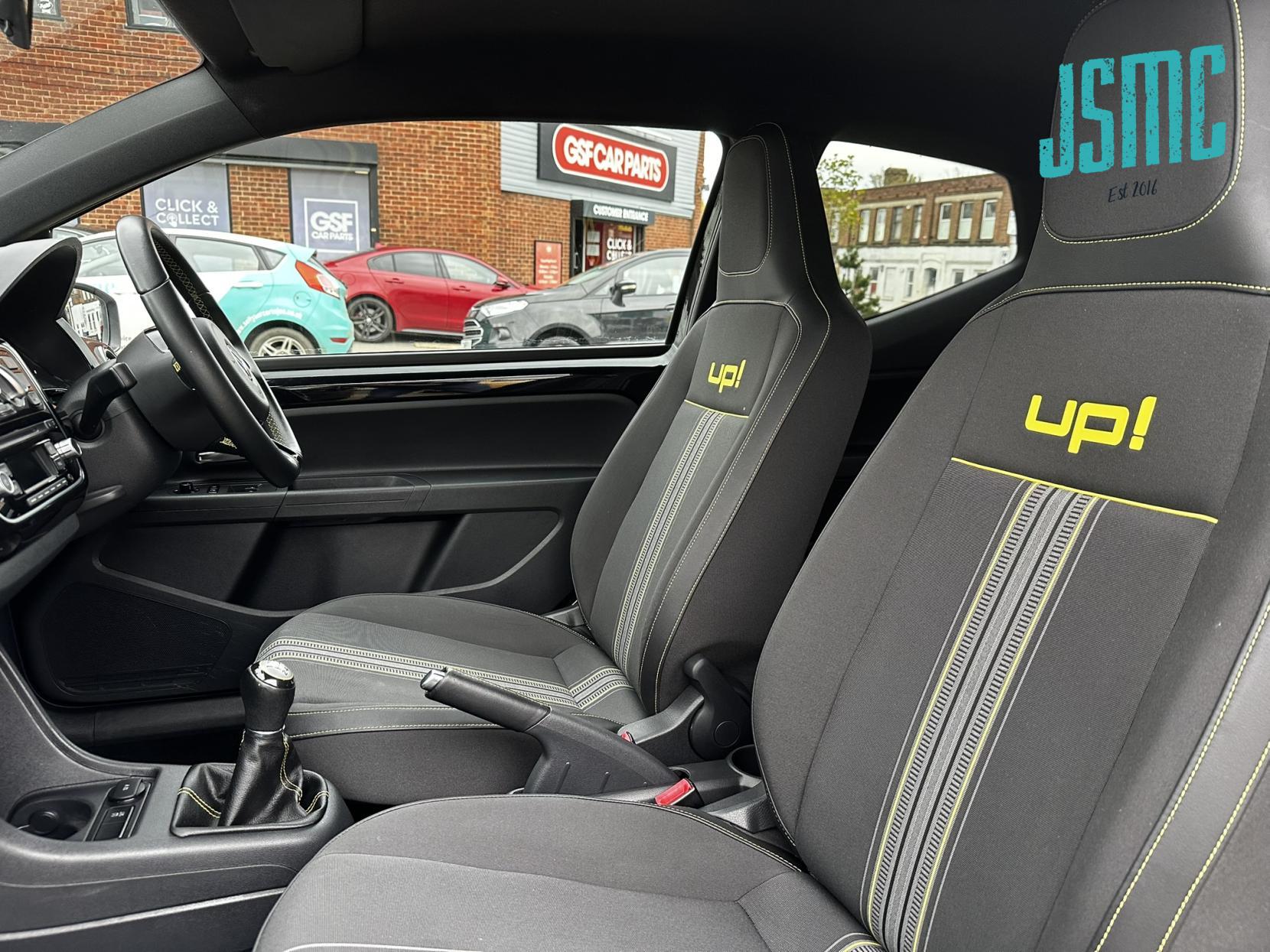 Volkswagen up! 1.0 Street up! Hatchback 3dr Petrol Manual Euro 6 (75 ps)