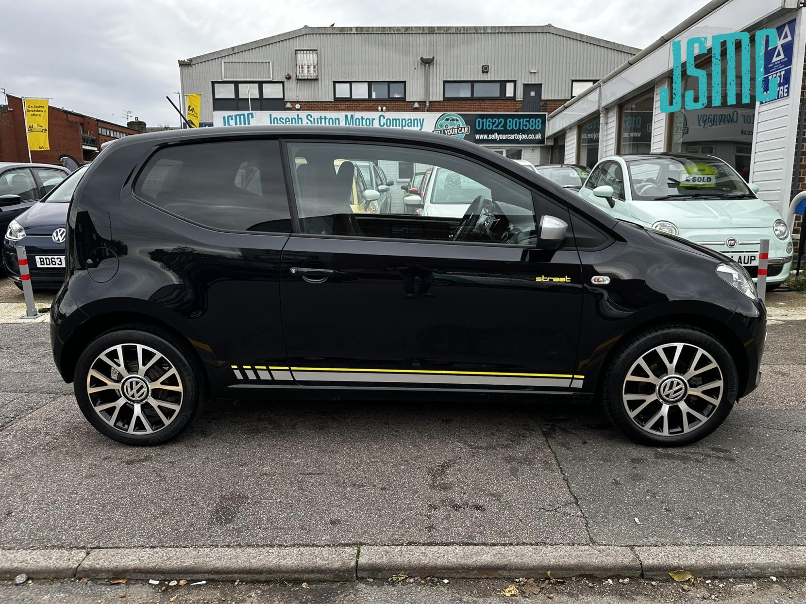 Volkswagen up! 1.0 Street up! Hatchback 3dr Petrol Manual Euro 6 (75 ps)