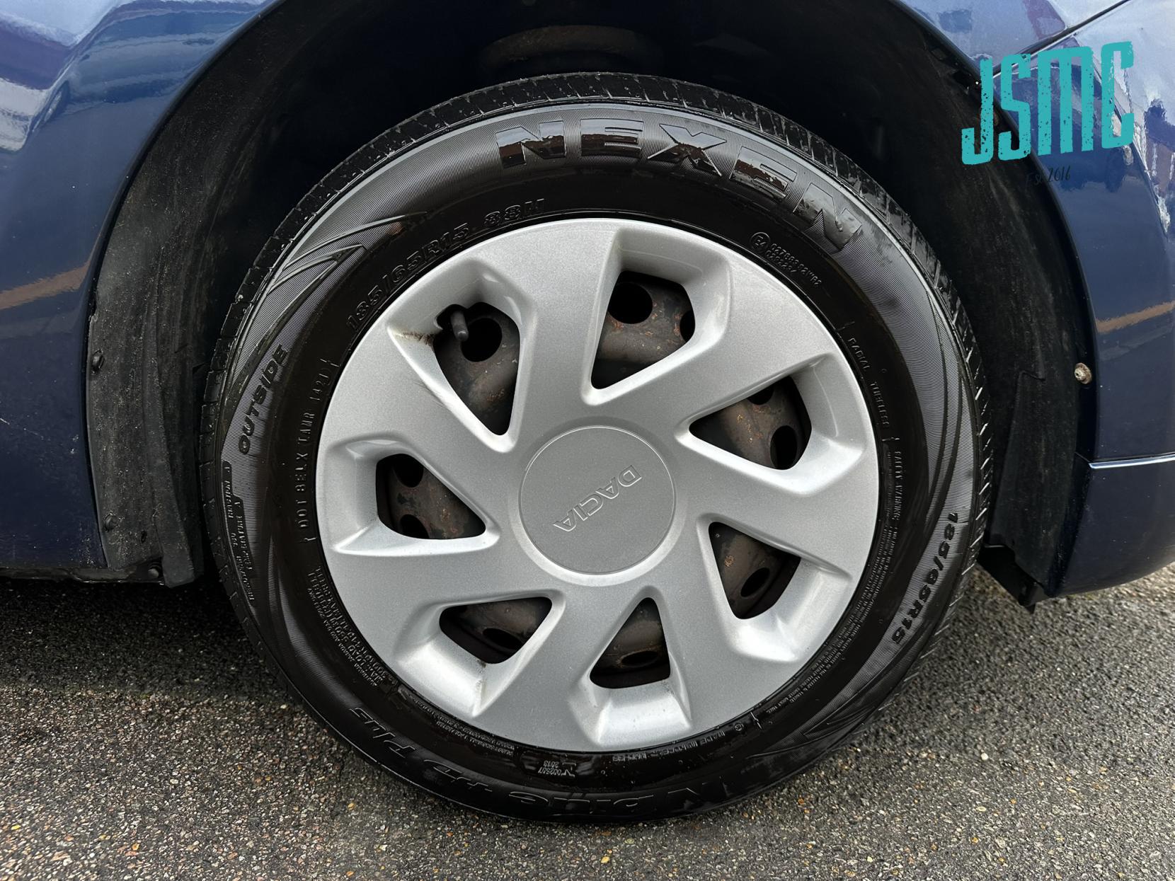 Dacia Logan MCV 1.0 SCe Ambiance Estate 5dr Petrol Manual Euro 6 (75 ps)