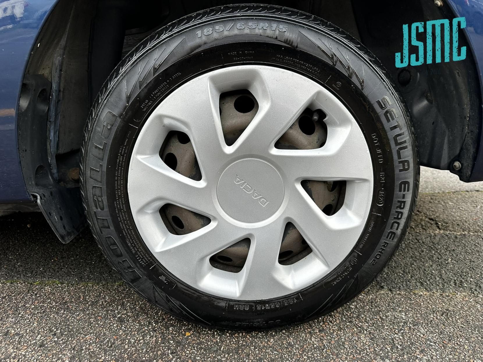 Dacia Logan MCV 1.0 SCe Ambiance Estate 5dr Petrol Manual Euro 6 (75 ps)