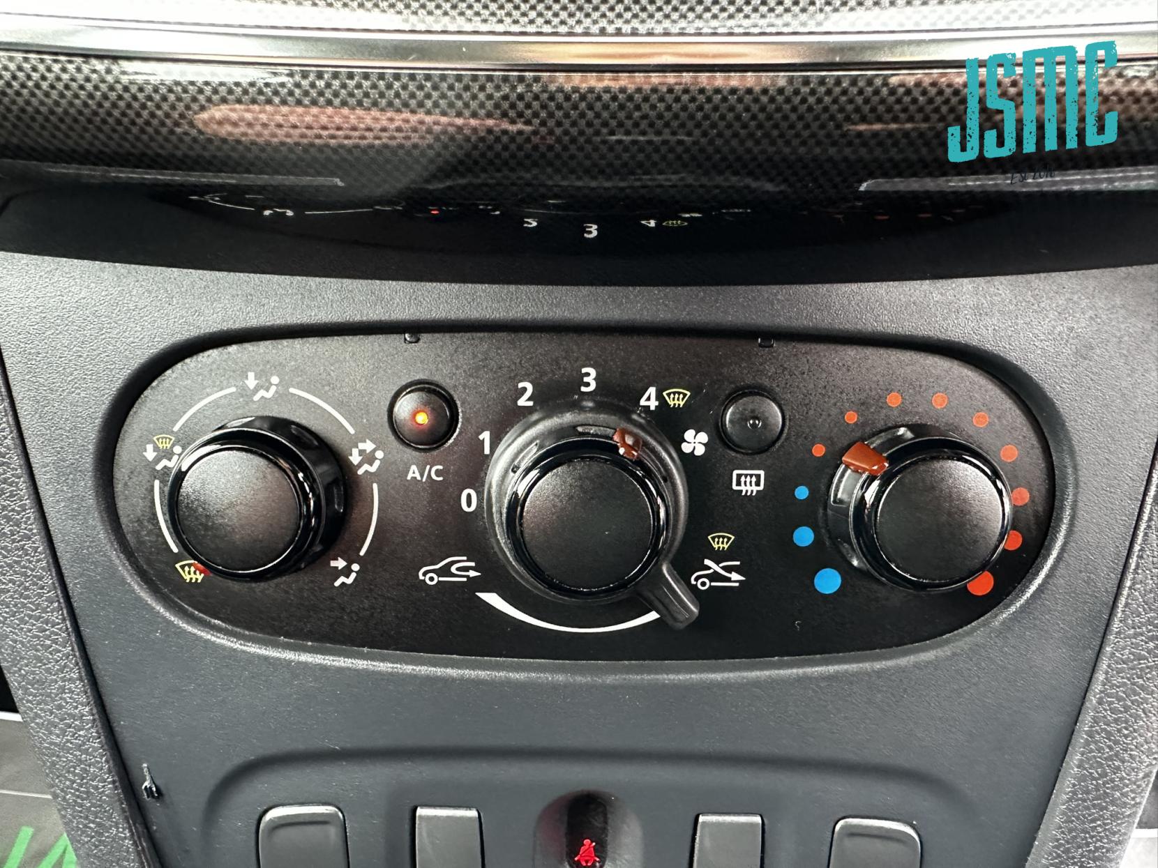 Dacia Logan MCV 1.0 SCe Ambiance Estate 5dr Petrol Manual Euro 6 (75 ps)