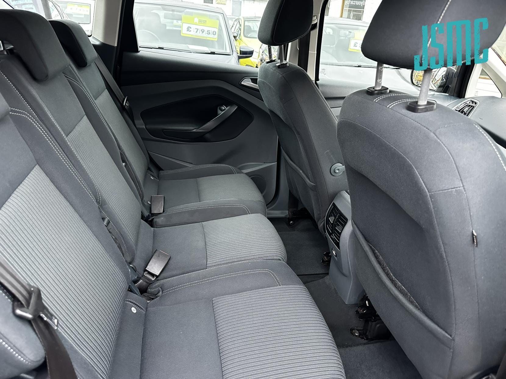 Ford C-Max 1.6 TDCi Titanium MPV 5dr Diesel Manual Euro 5 (115 ps)