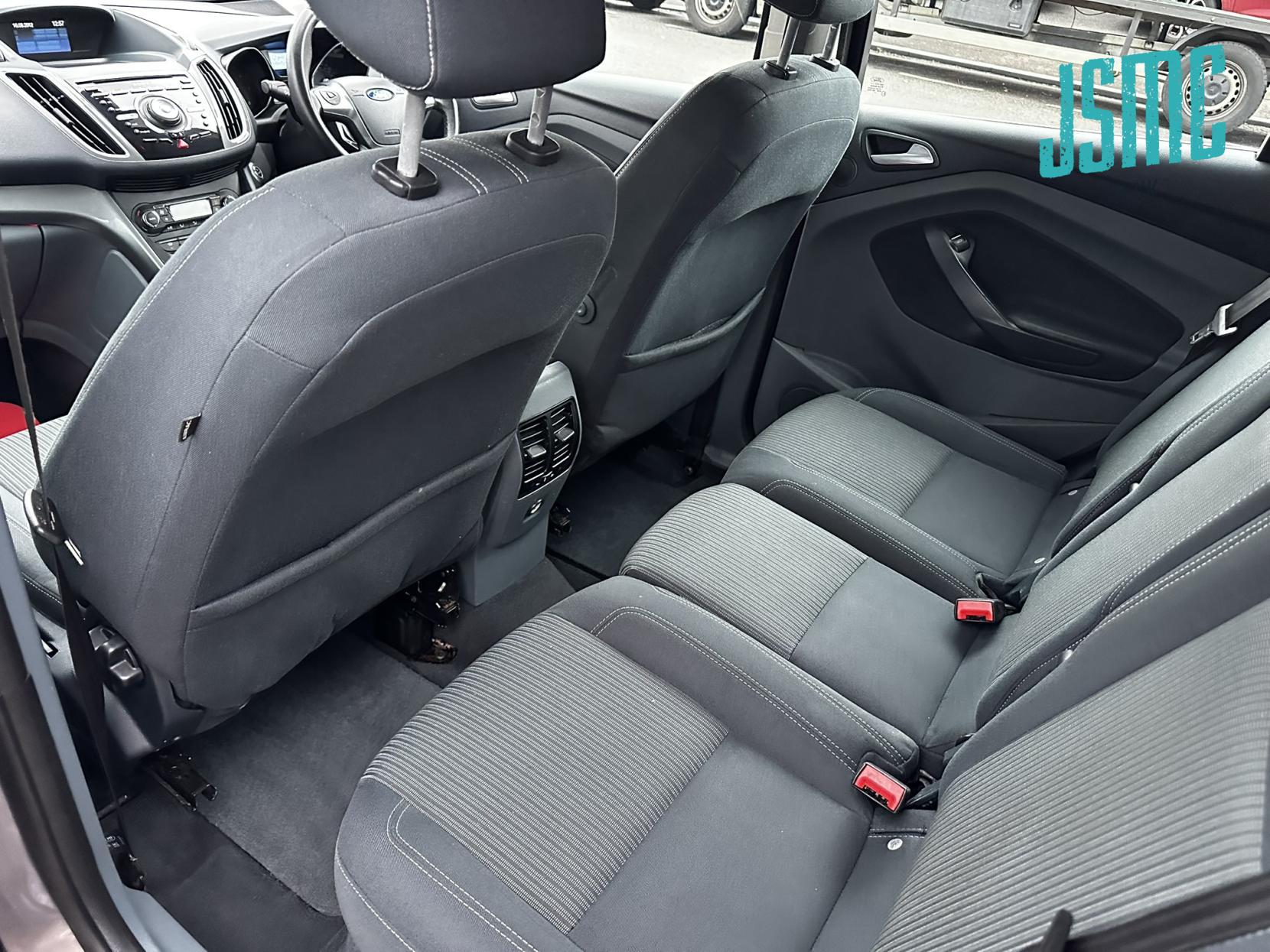 Ford C-Max 1.6 TDCi Titanium MPV 5dr Diesel Manual Euro 5 (115 ps)